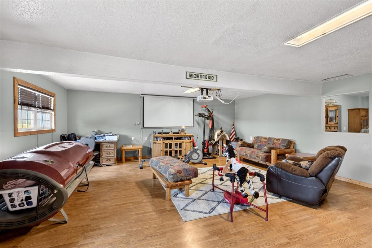 30253 W State Highway 31 Mccurtain OK 74944