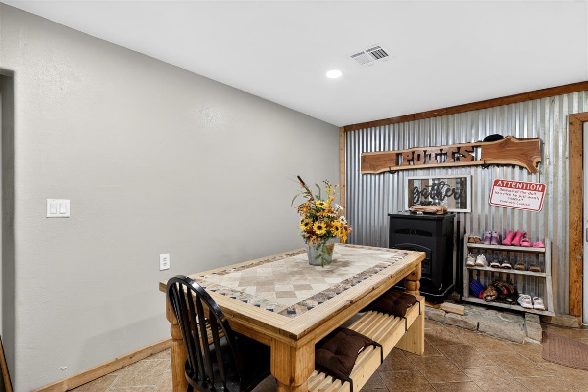30253 W State Highway 31 Mccurtain OK 74944