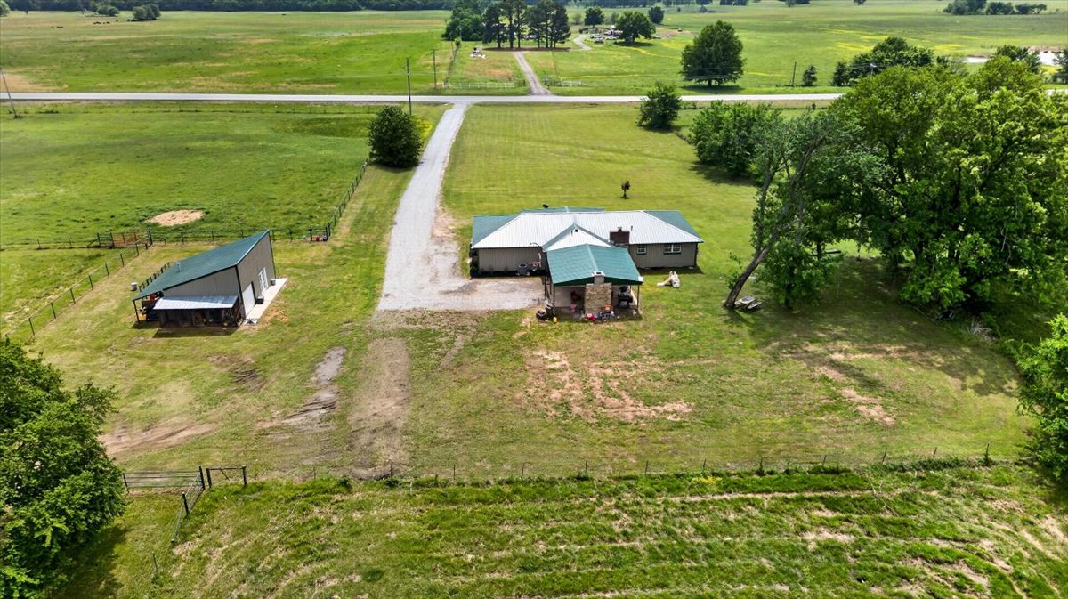 30253 W State Highway 31 Mccurtain OK 74944