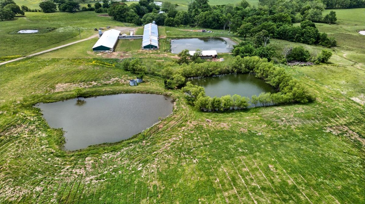 30253 W State Highway 31 Mccurtain OK 74944