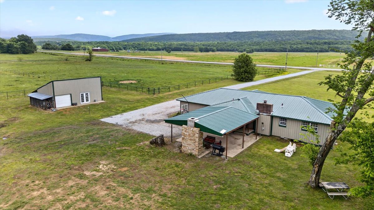30253 W State Highway 31 Mccurtain OK 74944