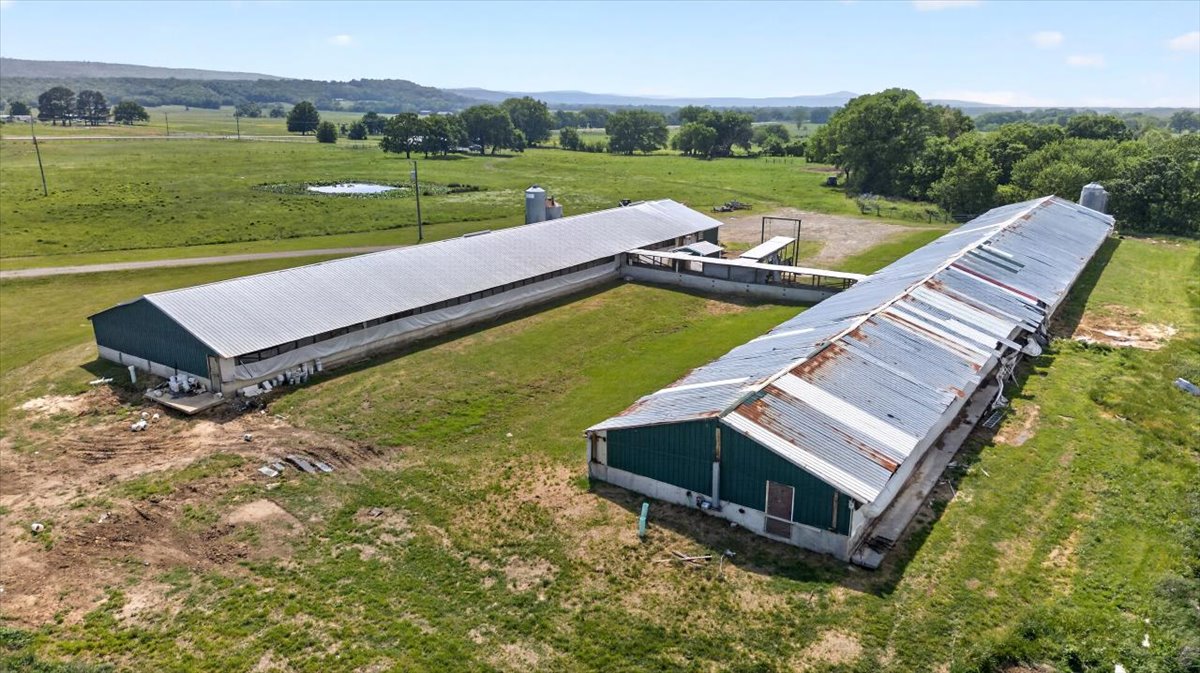 30253 W State Highway 31 Mccurtain OK 74944