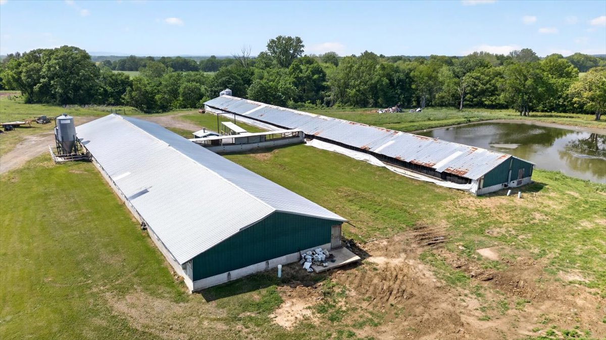 30253 W State Highway 31 Mccurtain OK 74944