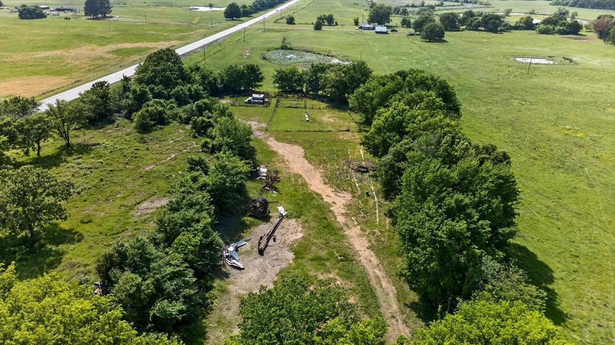 30253 W State Highway 31 Mccurtain OK 74944