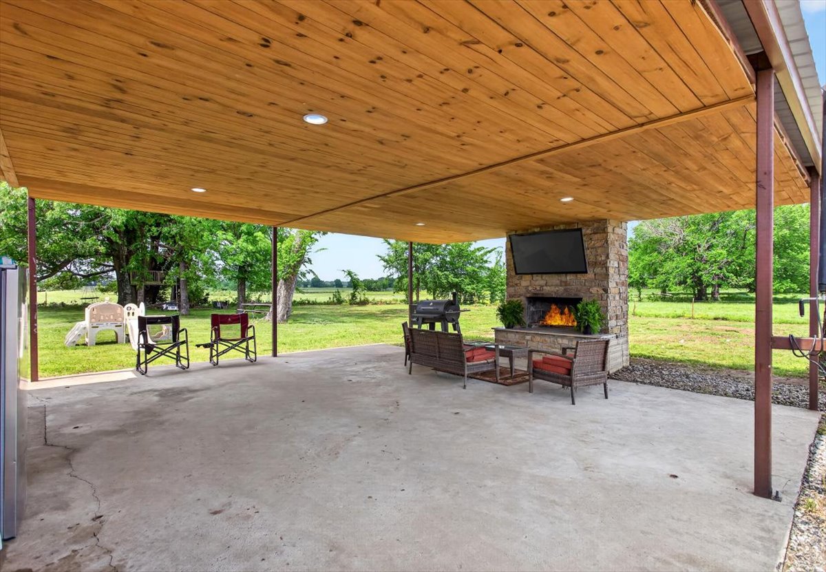 30253 W State Highway 31 Mccurtain OK 74944