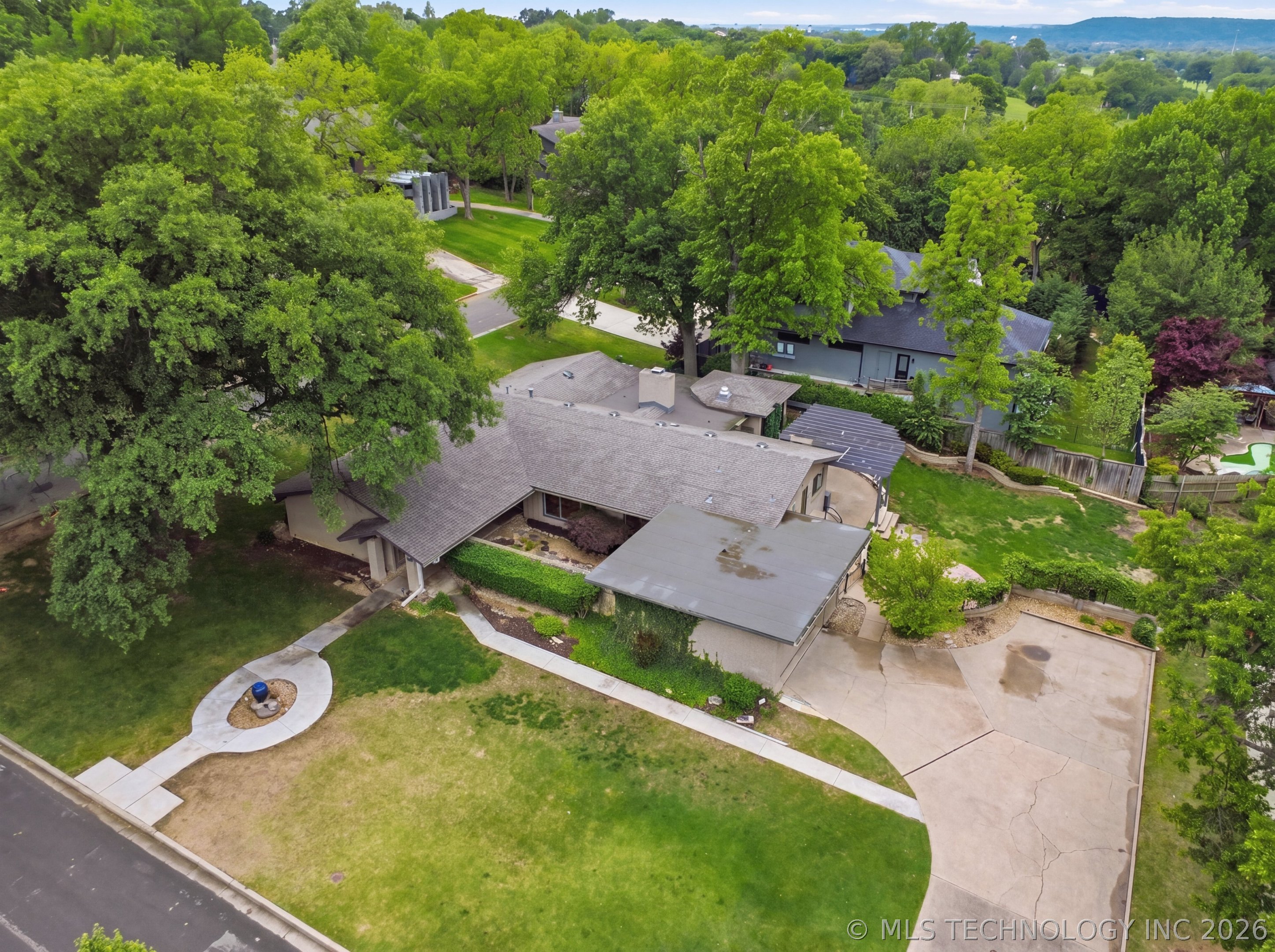 6272 S Jamestown Avenue Tulsa OK 74136