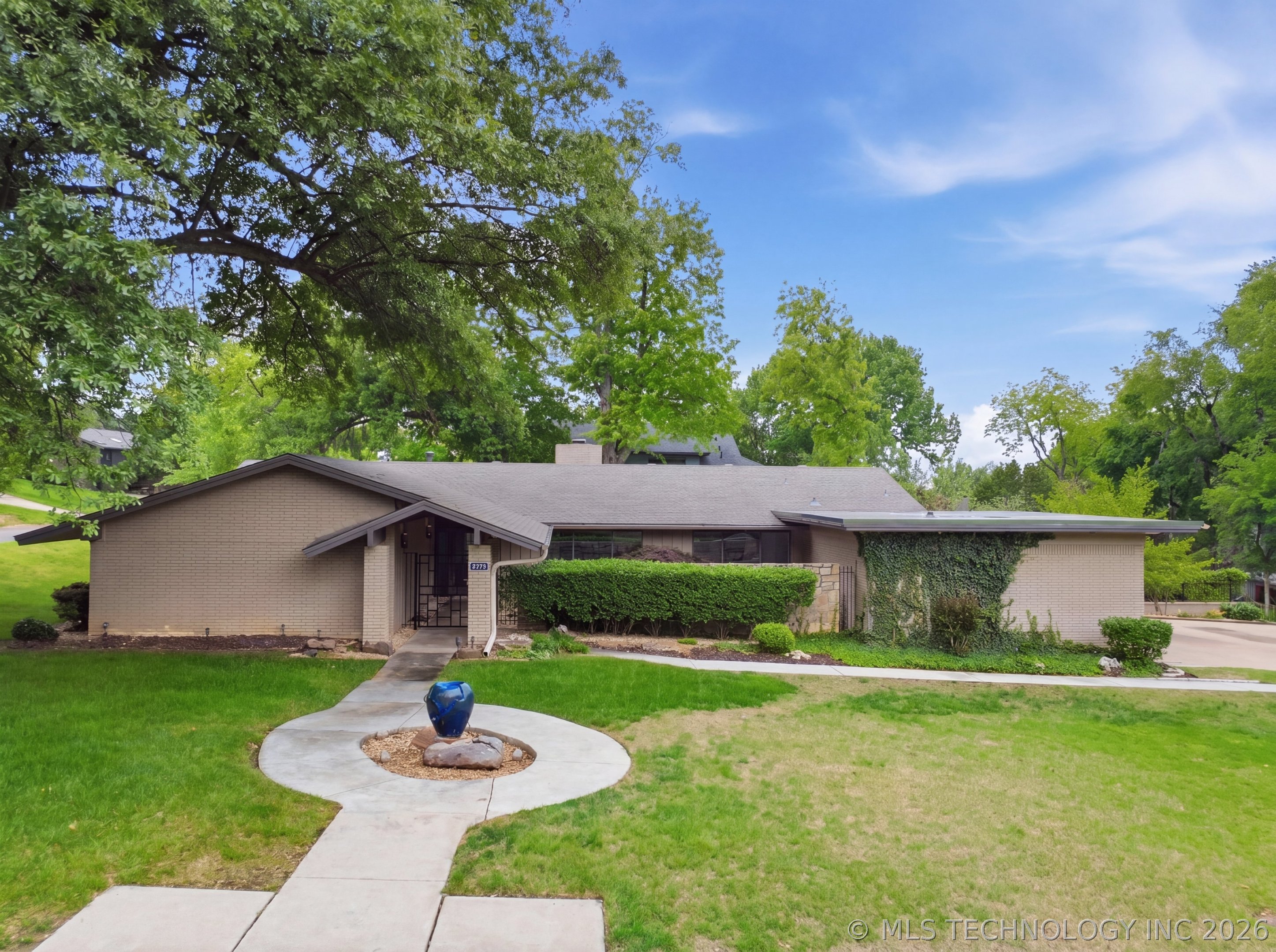 6272 S Jamestown Avenue Tulsa OK 74136