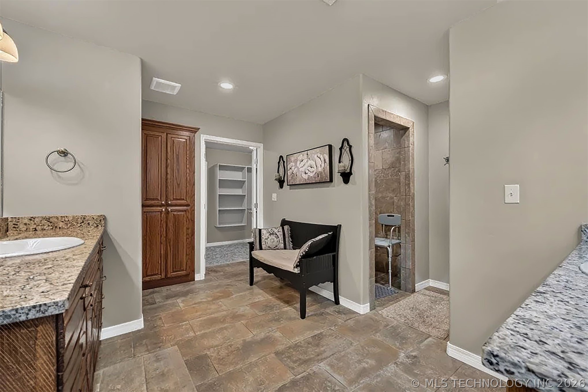 7 Foxwood Adair OK 74330