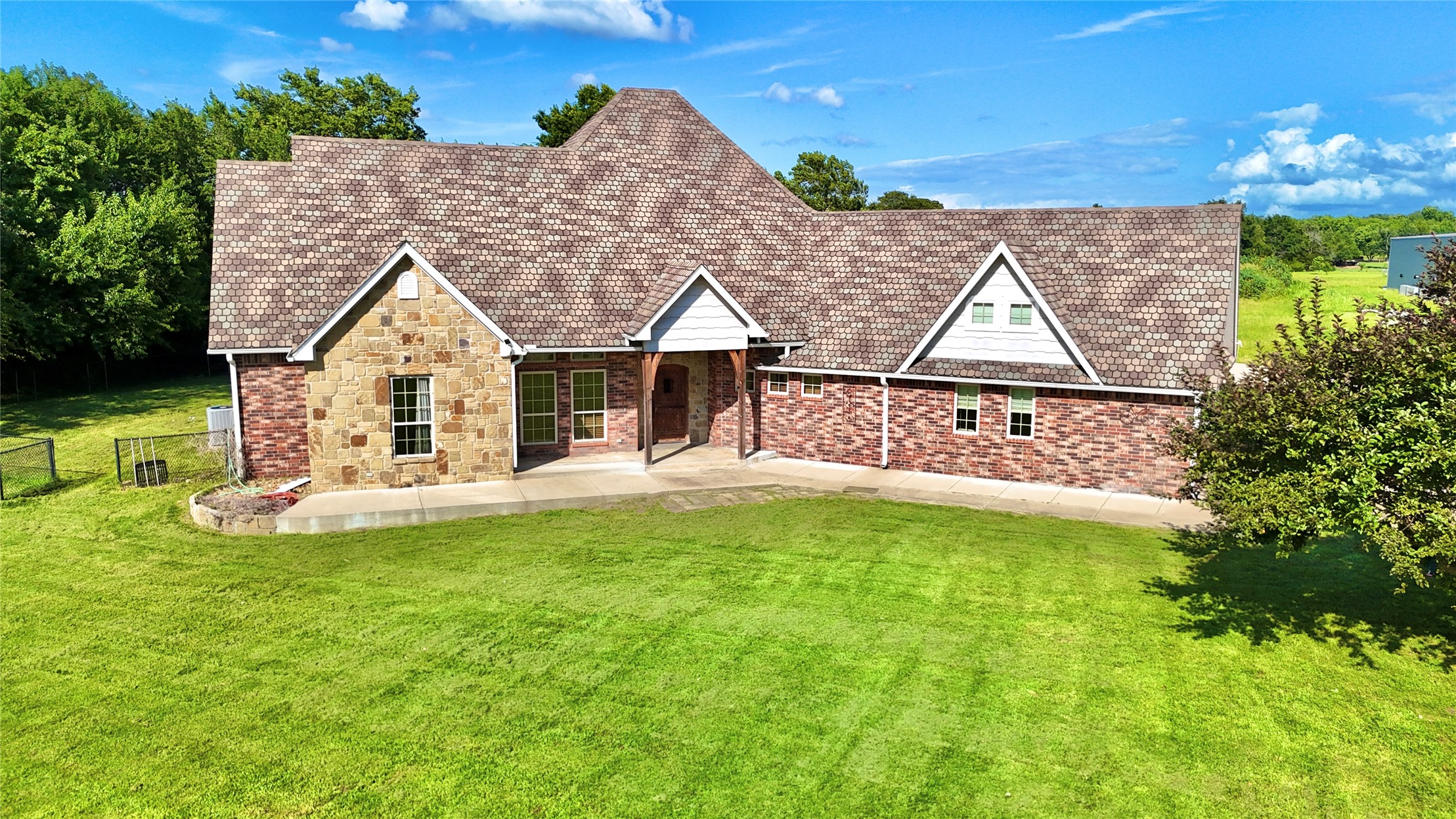 143 N Bk 700 Road Stigler OK 74462
