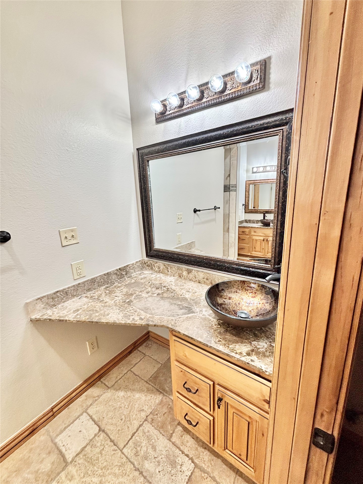 143 N Bk 700 Road Stigler OK 74462