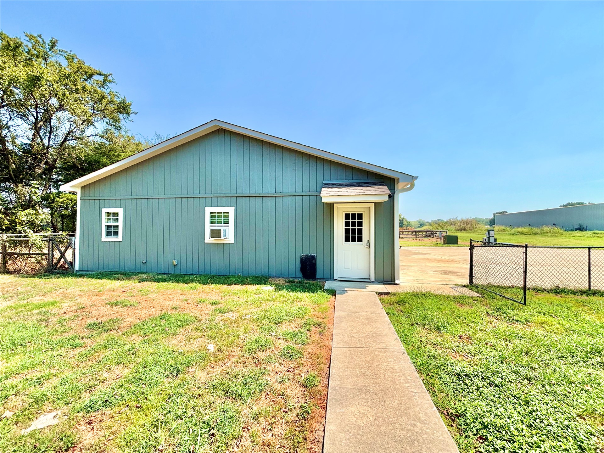143 N Bk 700 Road Stigler OK 74462