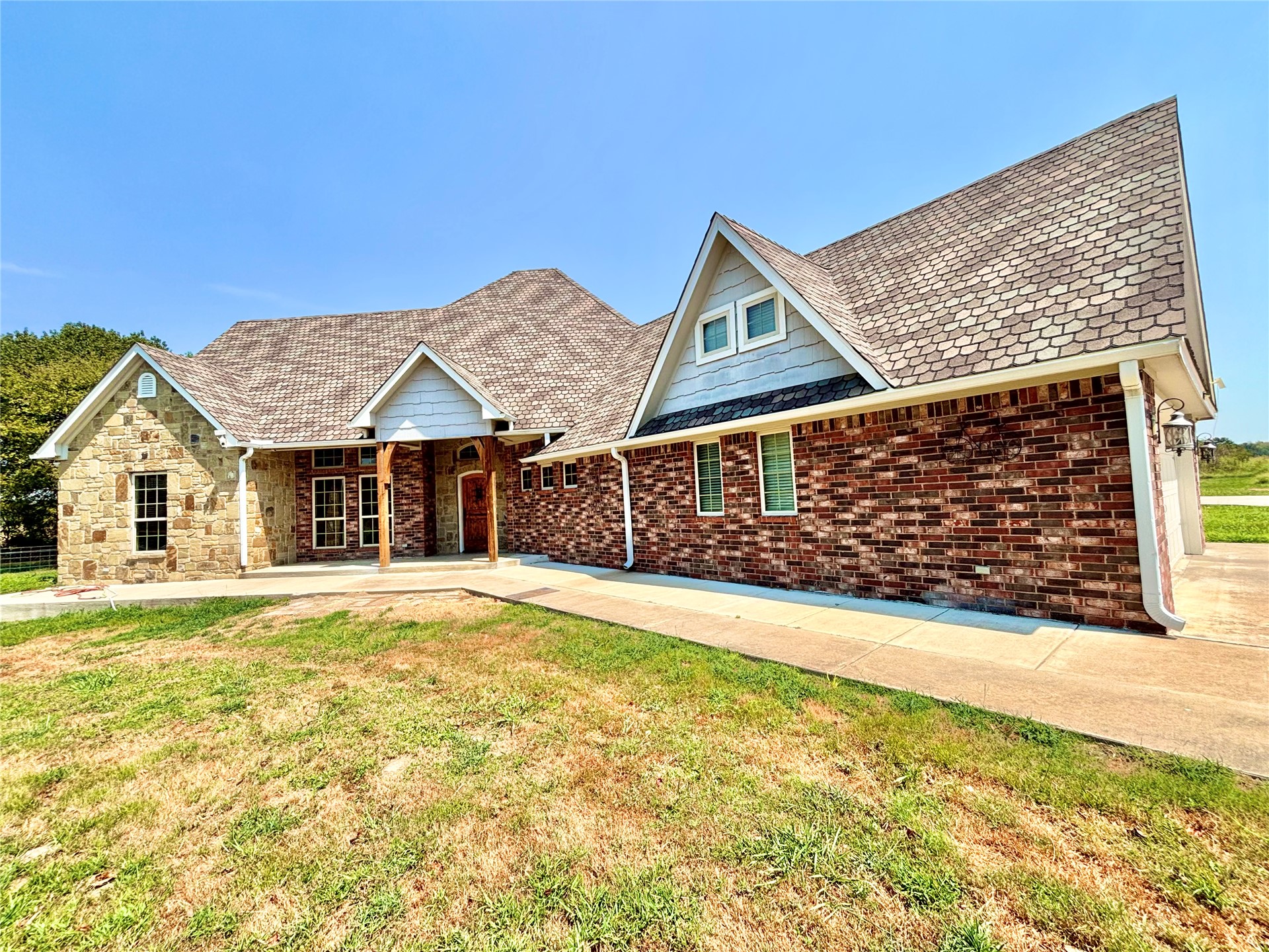 143 N Bk 700 Road Stigler OK 74462
