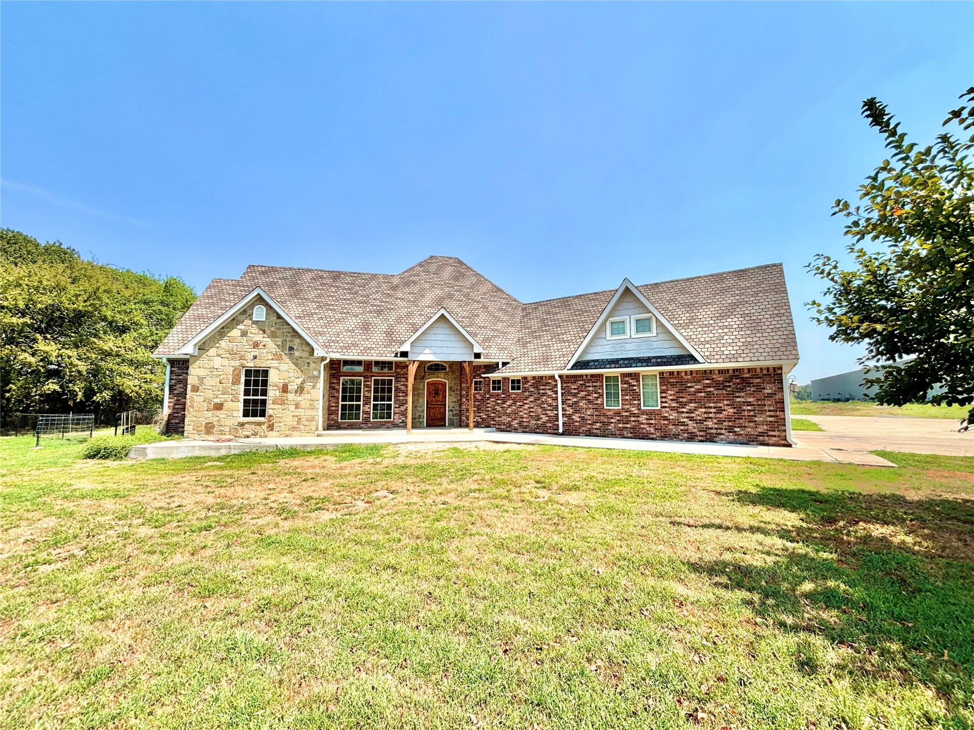 143 N Bk 700 Road Stigler OK 74462