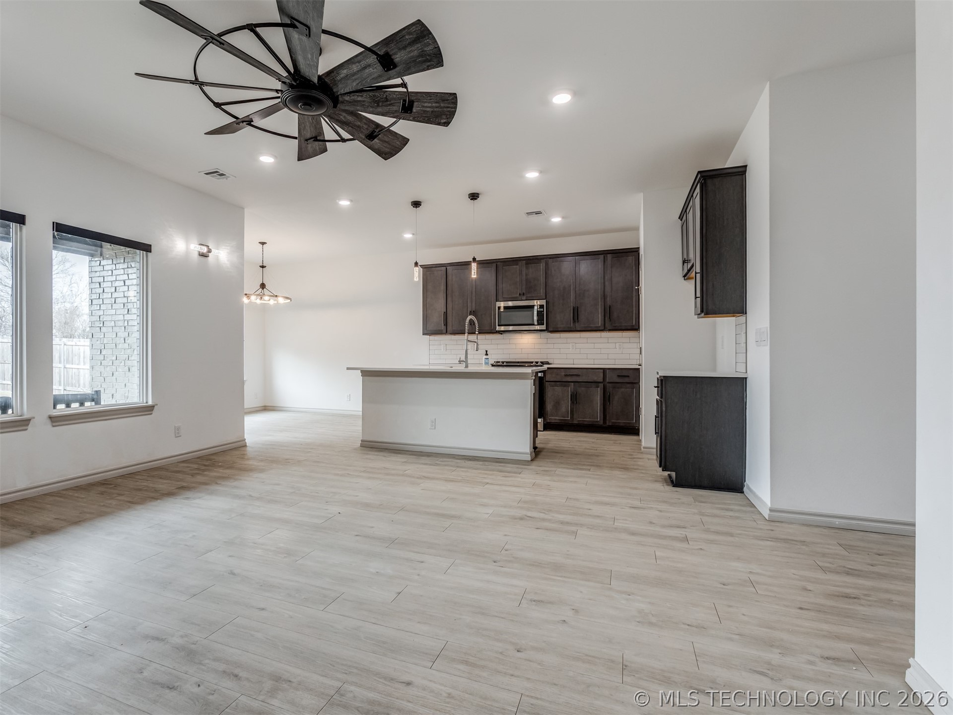 4632 S Chestnut Avenue Broken Arrow OK 74011