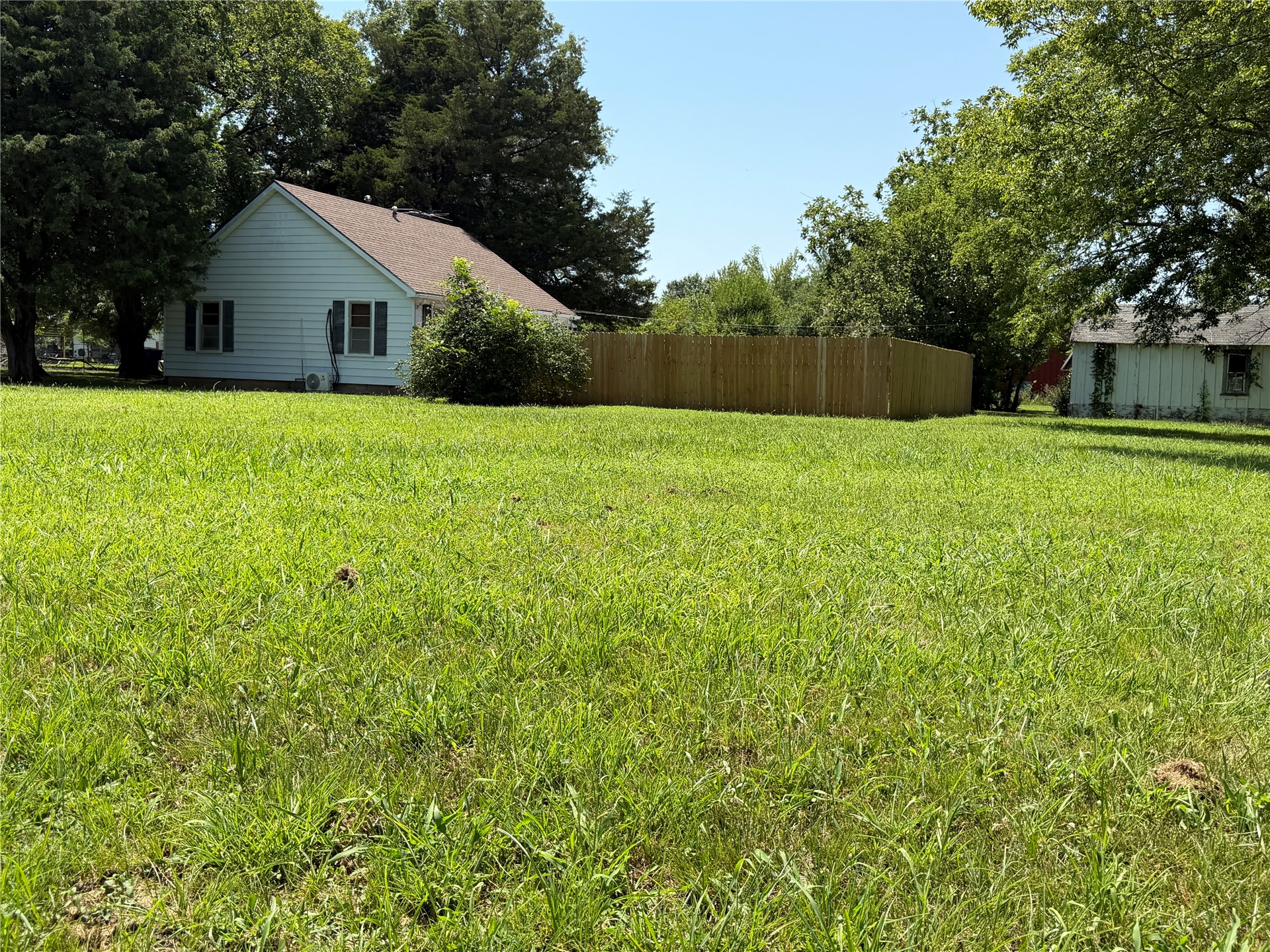 1319 E Modoc Avenue Nowata OK 74048