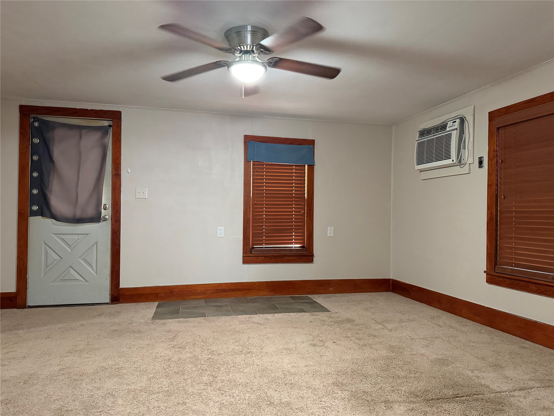 1319 E Modoc Avenue Nowata OK 74048