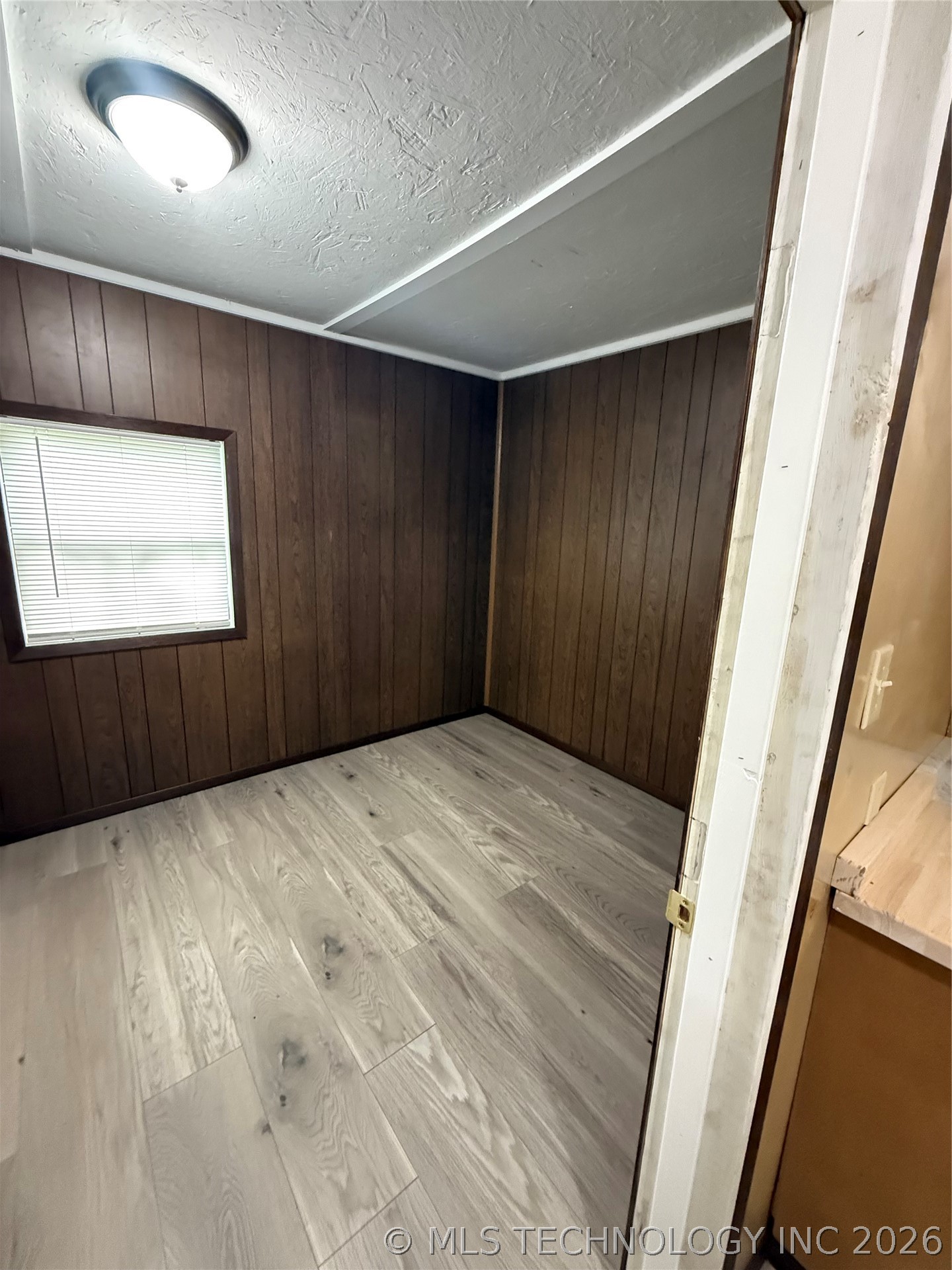 1202 W Division Street Henryetta OK 74437