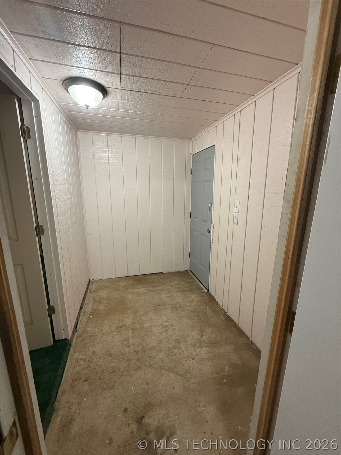 1202 W Division Street Henryetta OK 74437