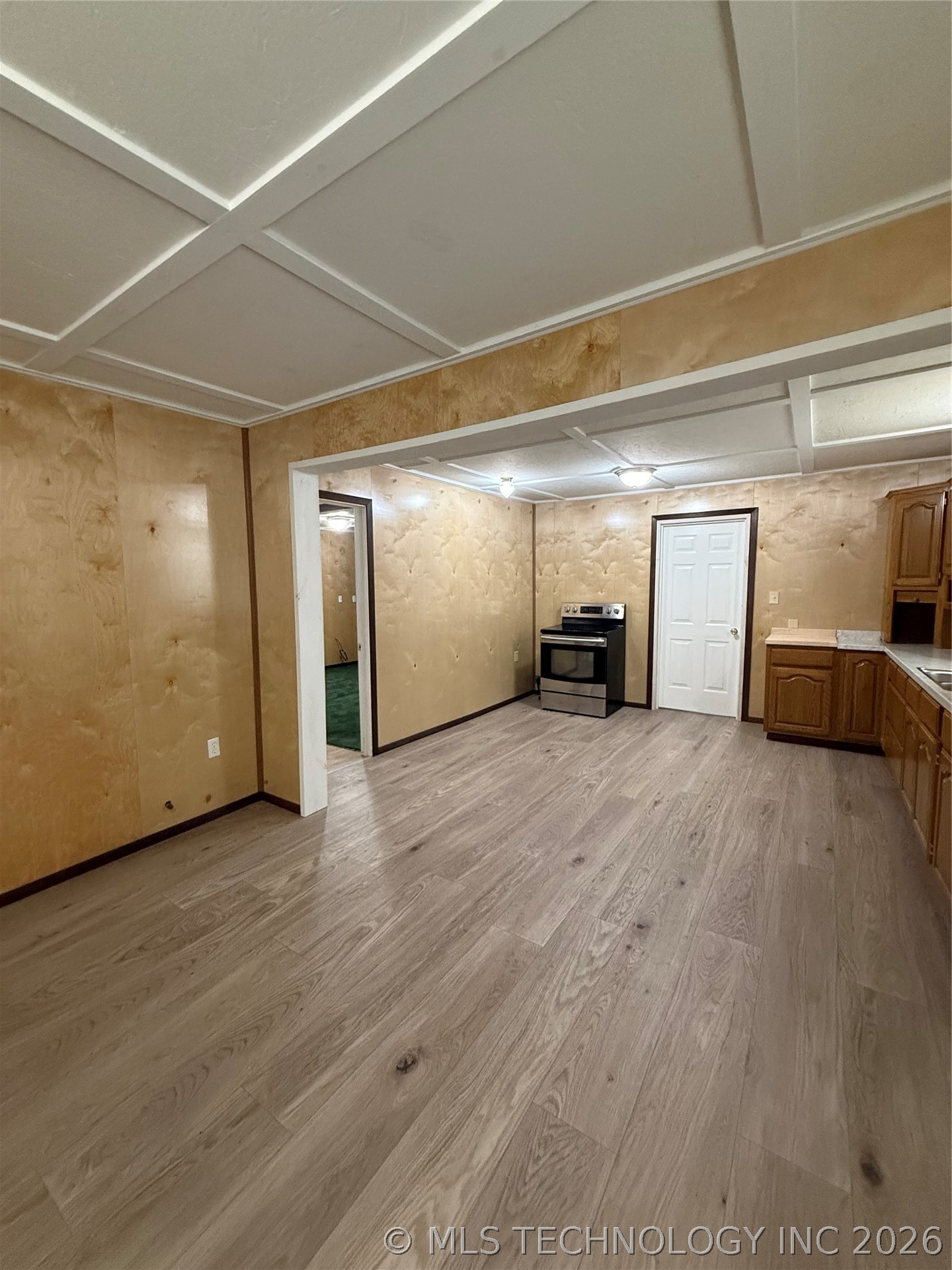 1202 W Division Street Henryetta OK 74437