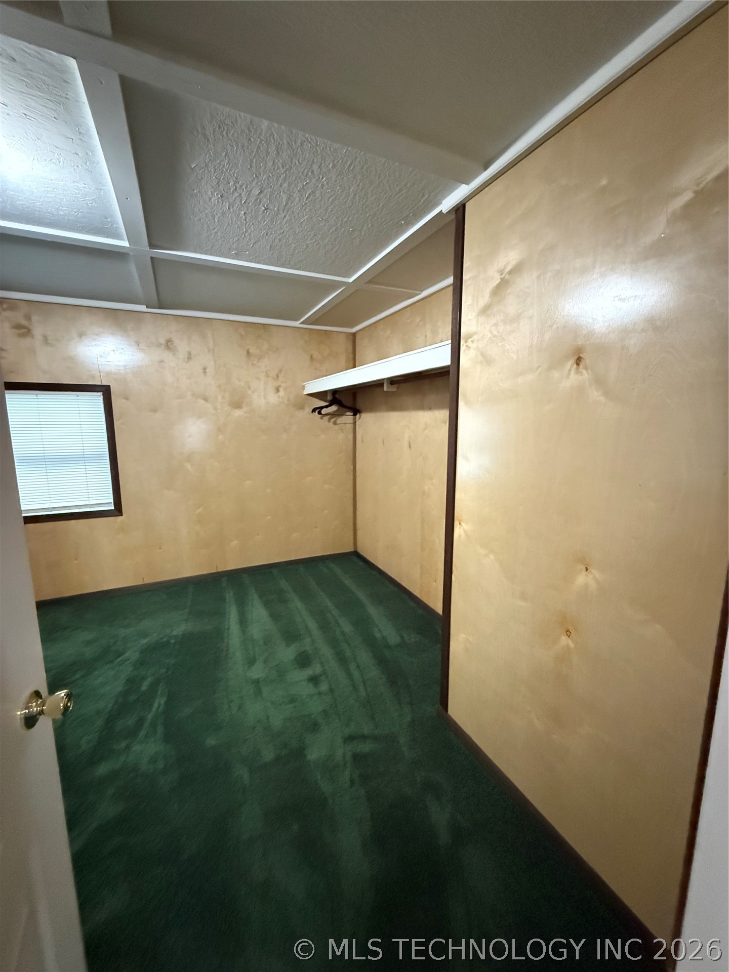 1202 W Division Street Henryetta OK 74437