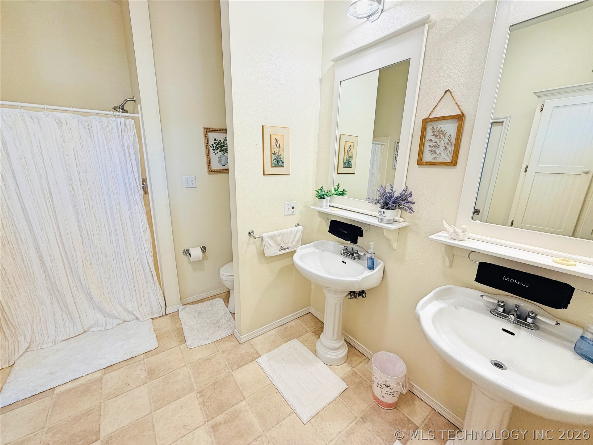 1122 Peninsula Drive Fort Towson OK 74735