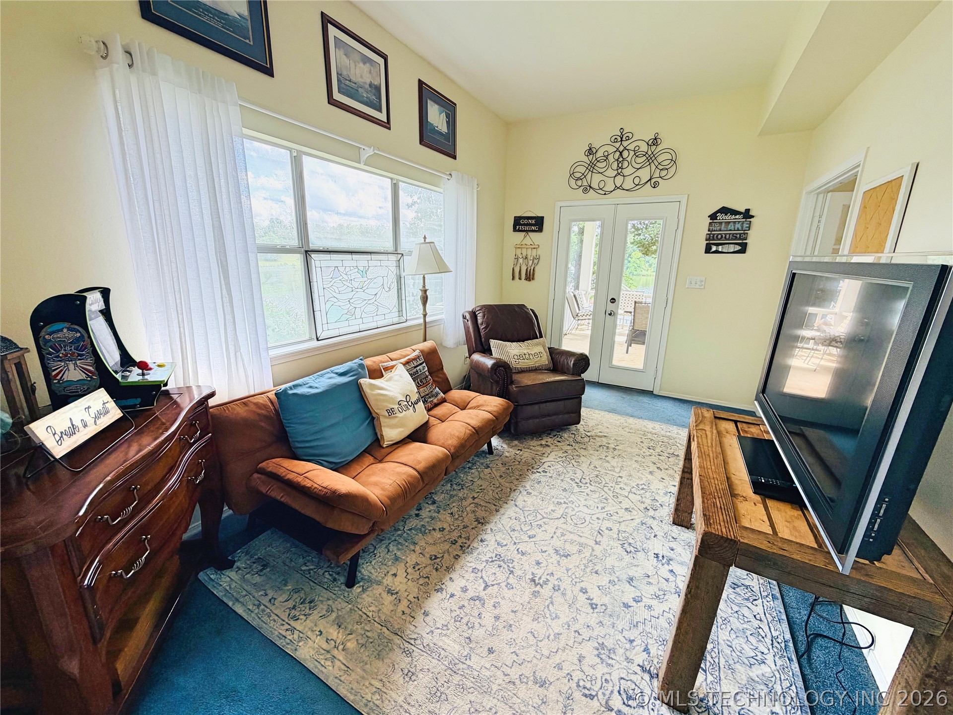 1122 Peninsula Drive Fort Towson OK 74735