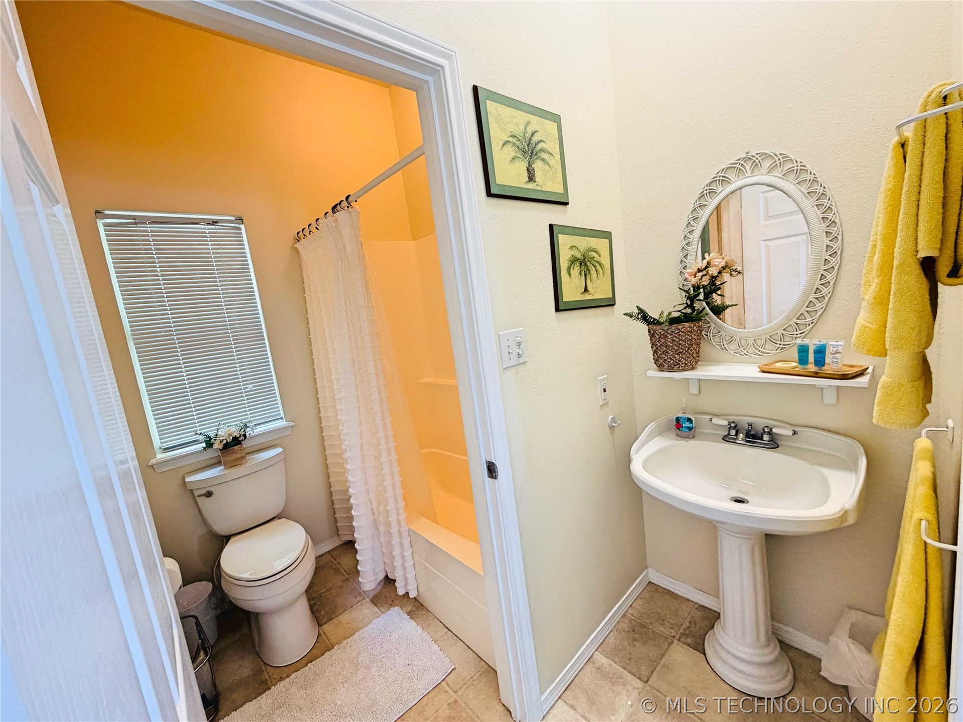 1122 Peninsula Drive Fort Towson OK 74735