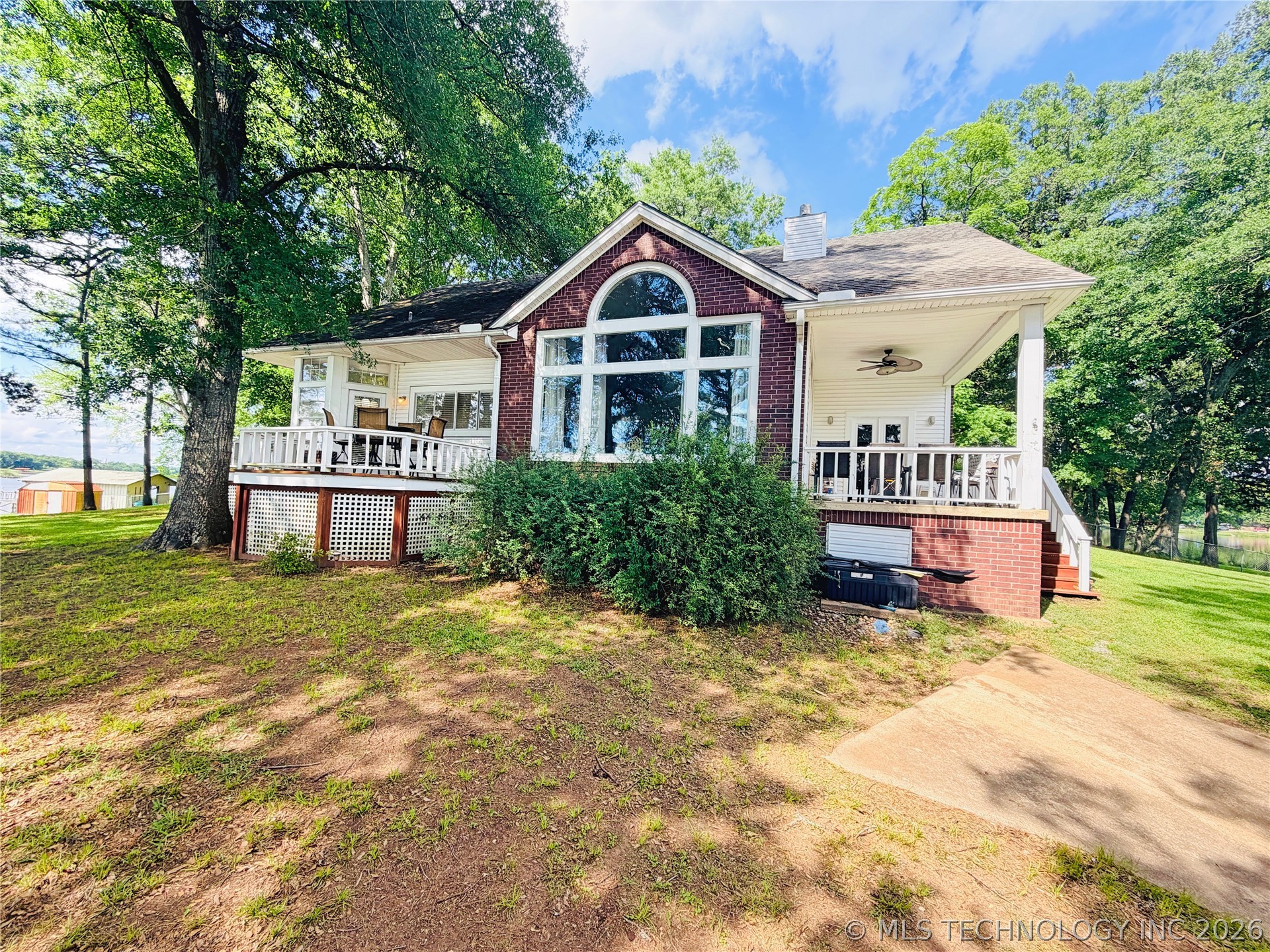 1122 Peninsula Drive Fort Towson OK 74735