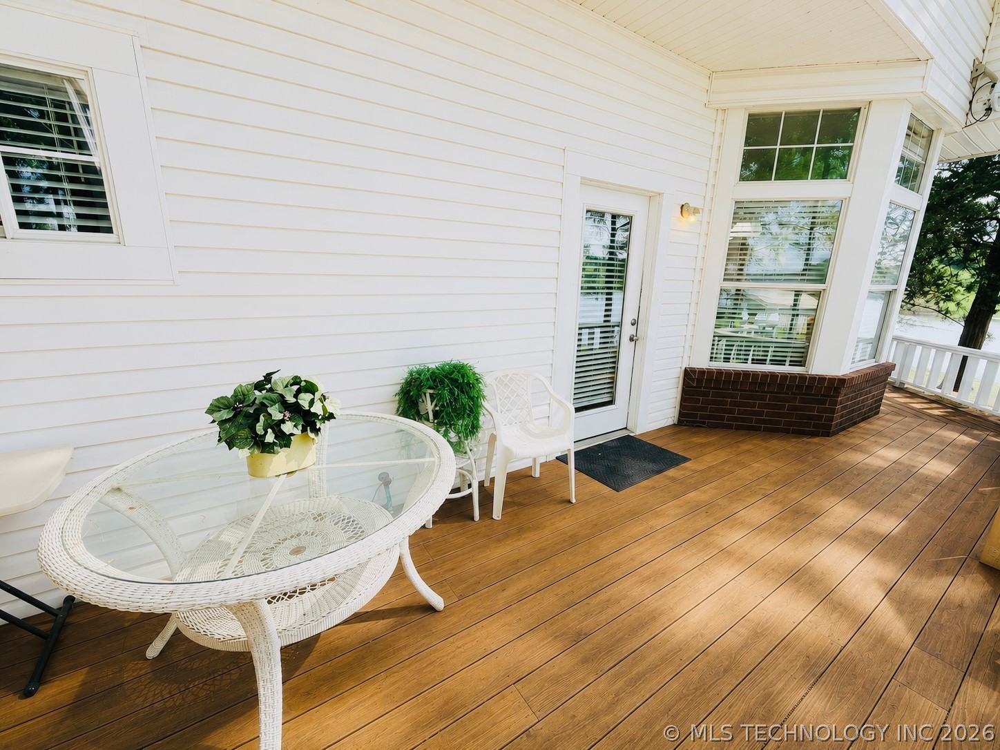 1122 Peninsula Drive Fort Towson OK 74735
