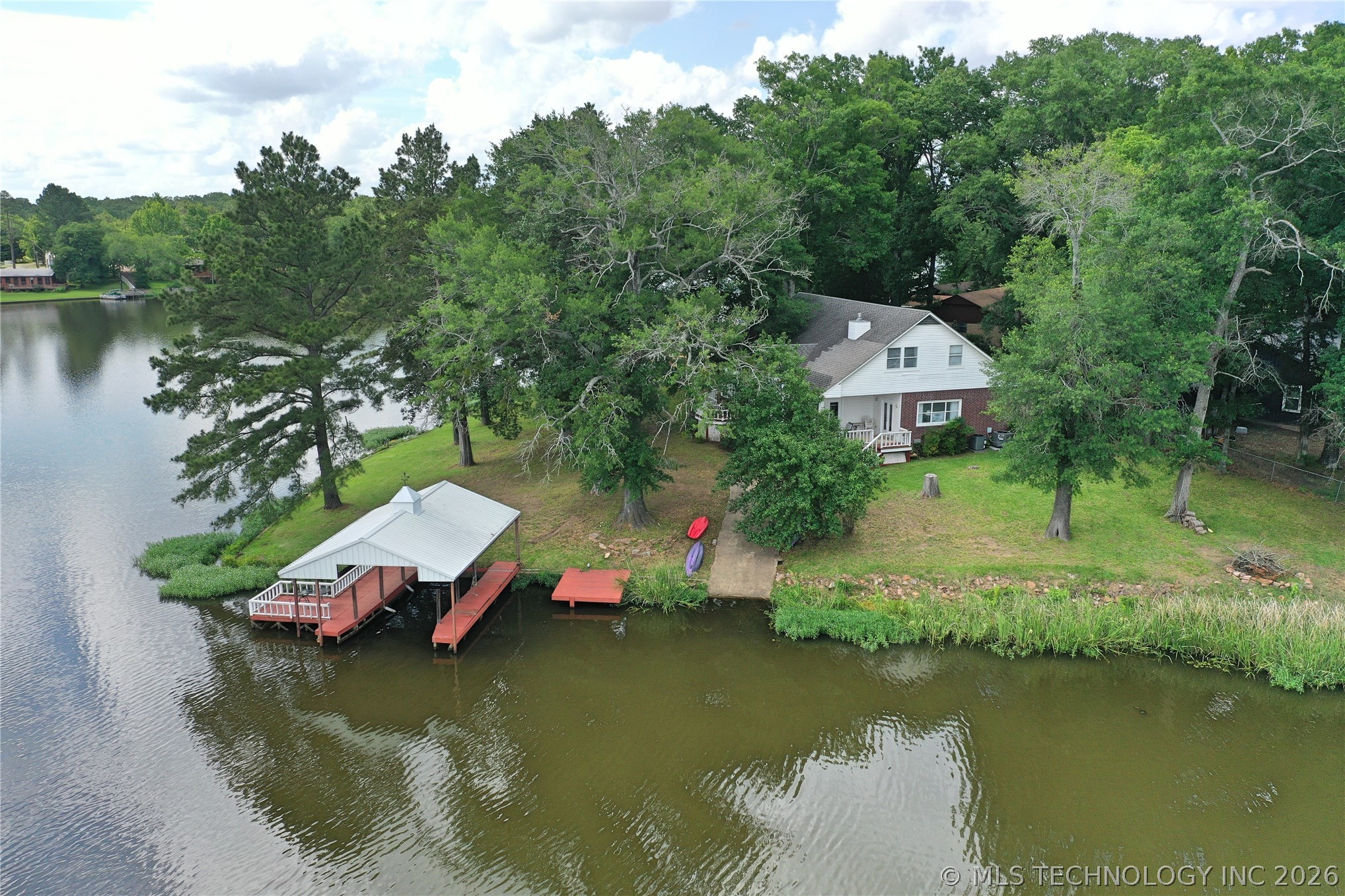 1122 Peninsula Drive Fort Towson OK 74735