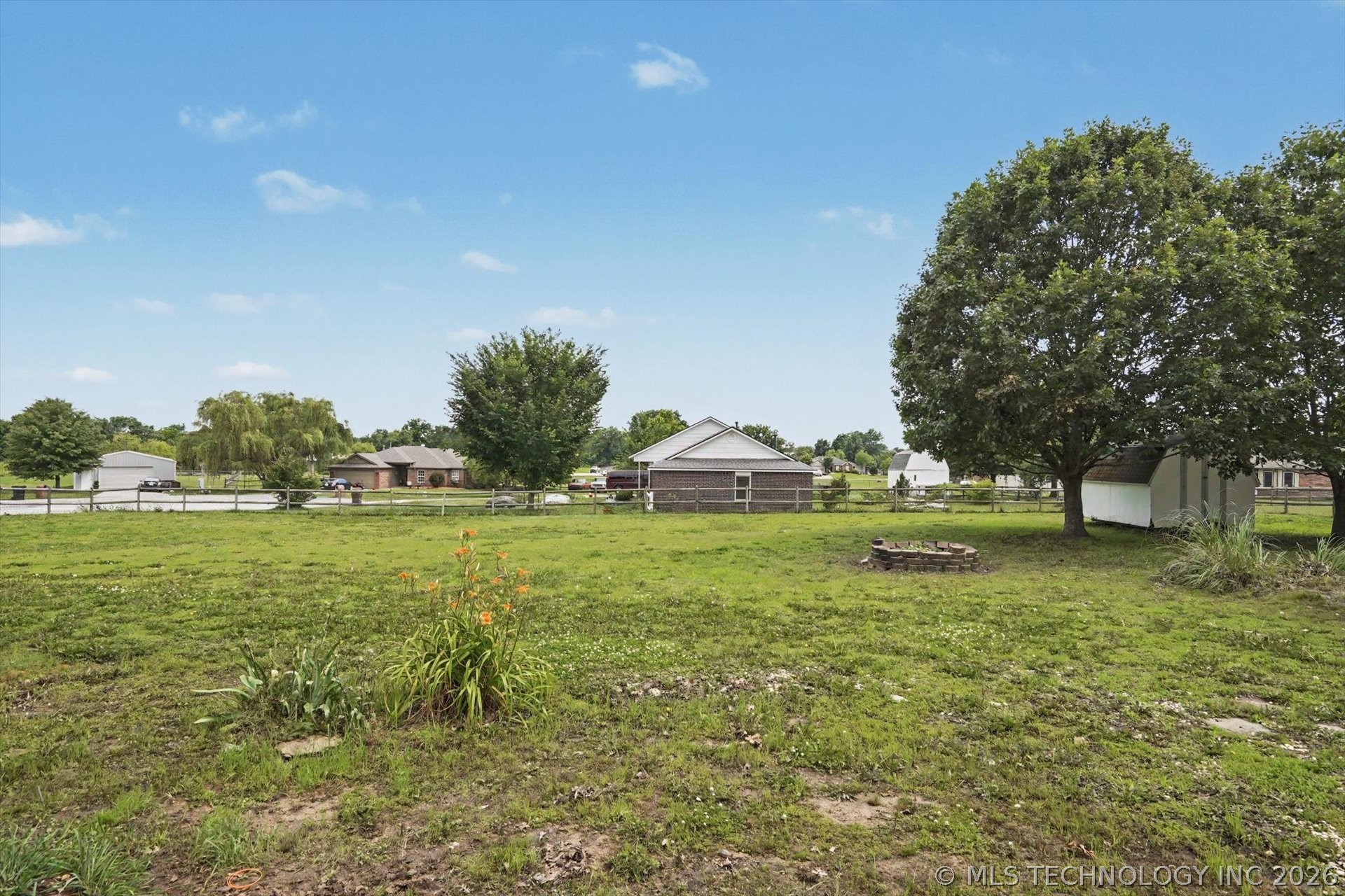 2652 Chute Drive Oologah OK 74053