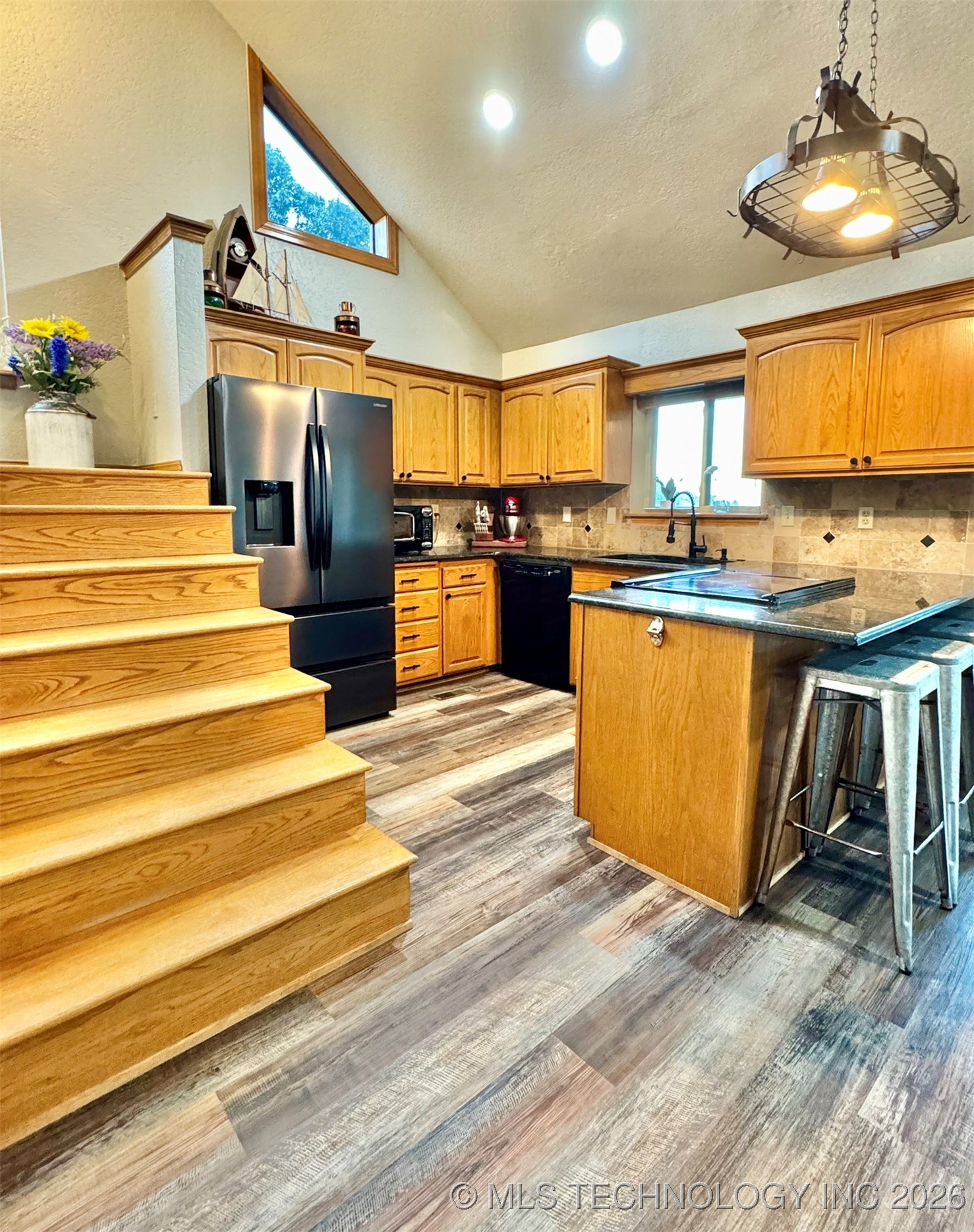 1048 Robin Hood Road Eufaula OK 74432