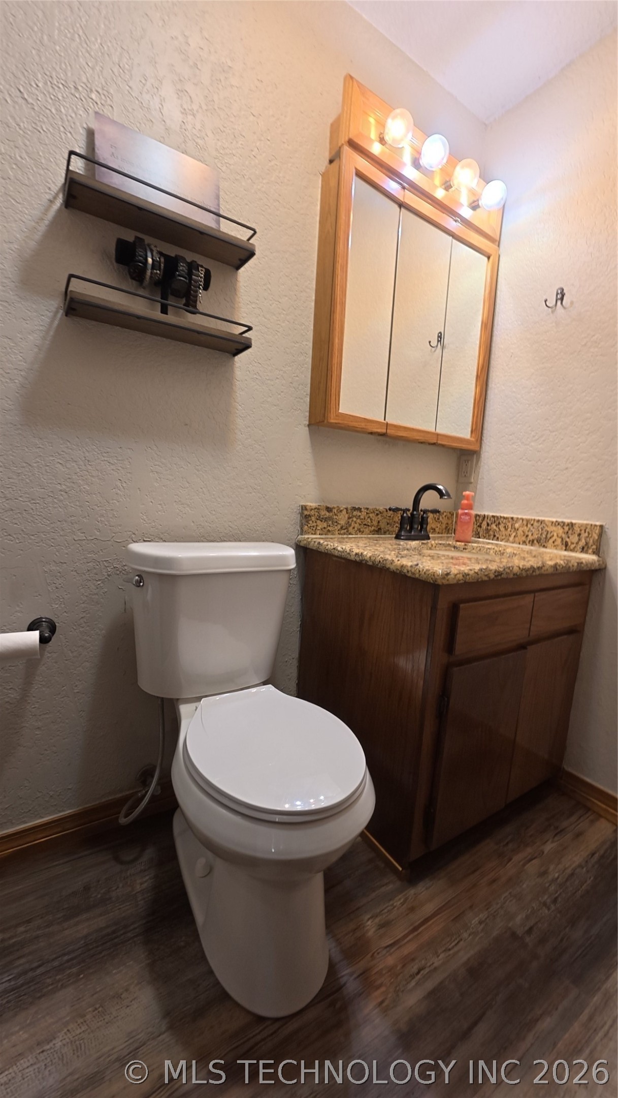 1048 Robin Hood Road Eufaula OK 74432