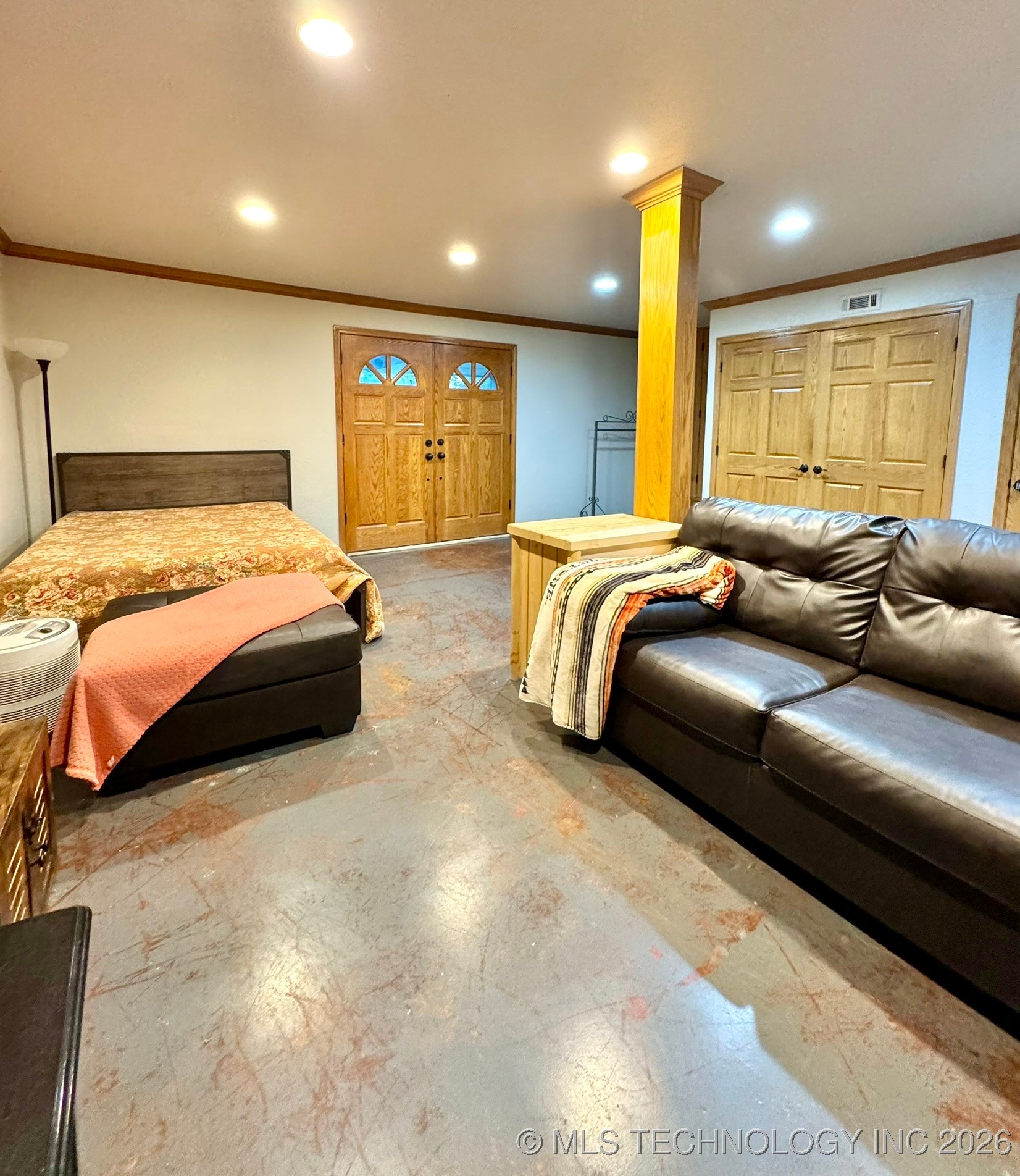 1048 Robin Hood Road Eufaula OK 74432