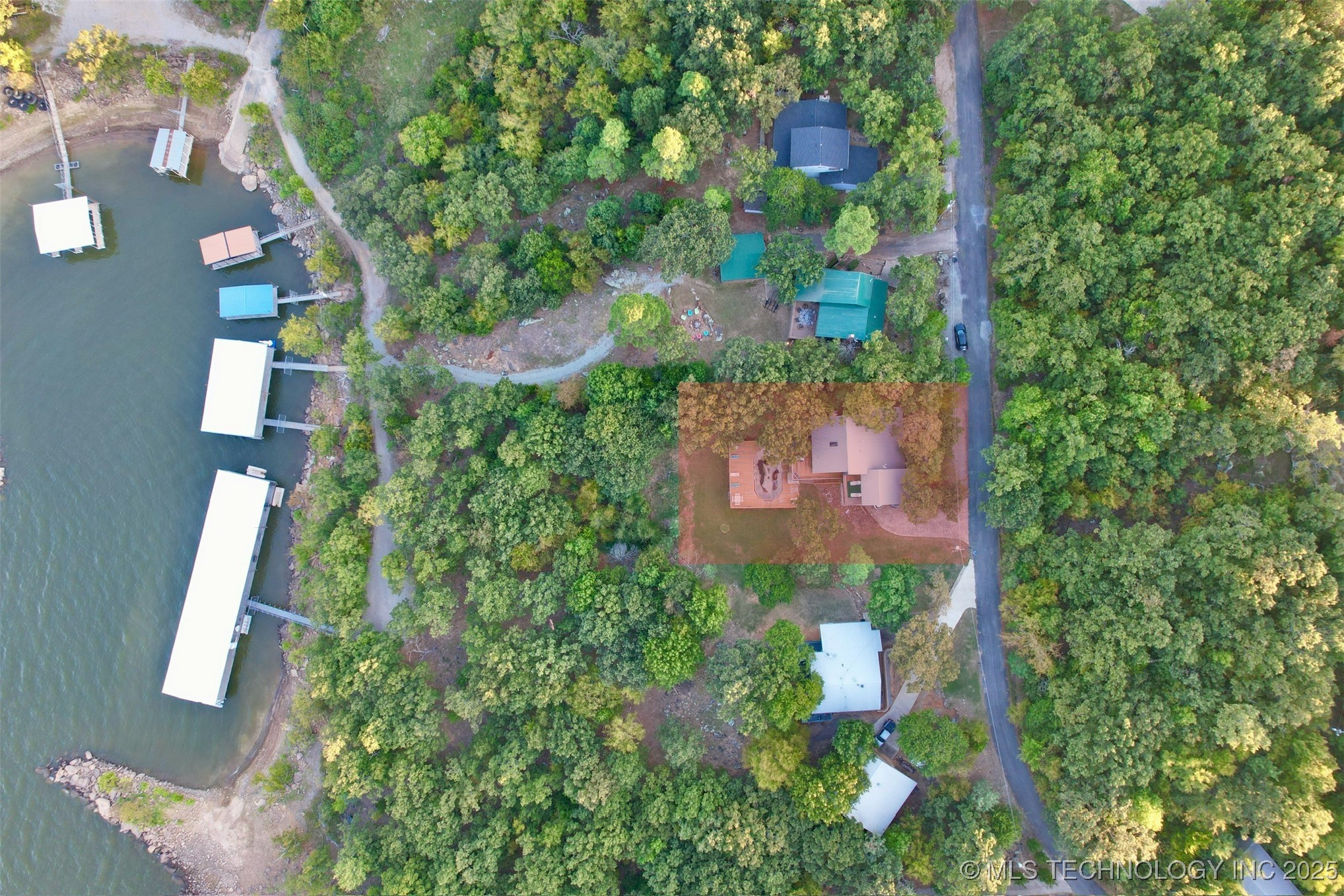 1048 Robin Hood Road Eufaula OK 74432