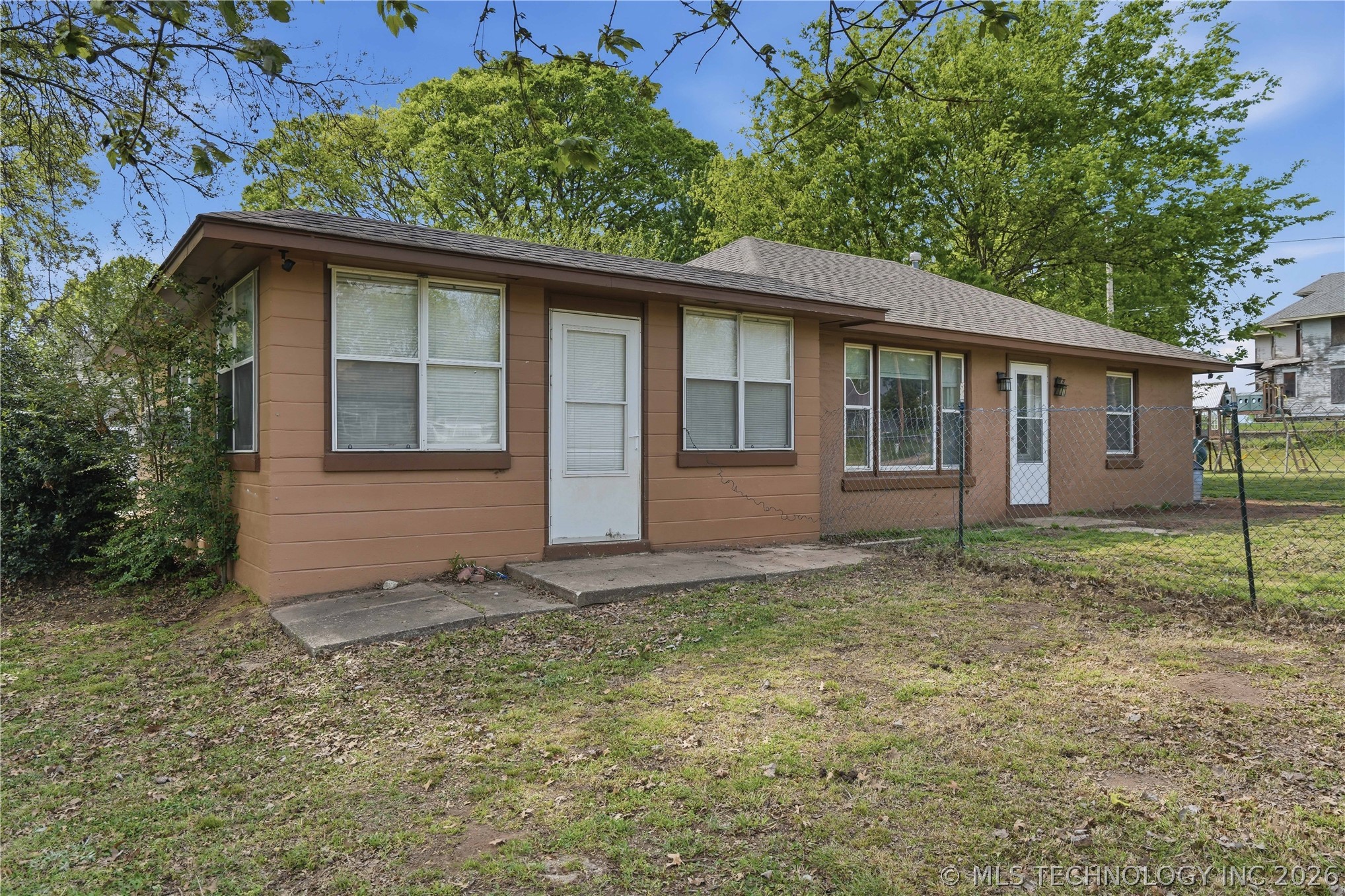701 Garrison Avenue Fort Gibson OK 74434
