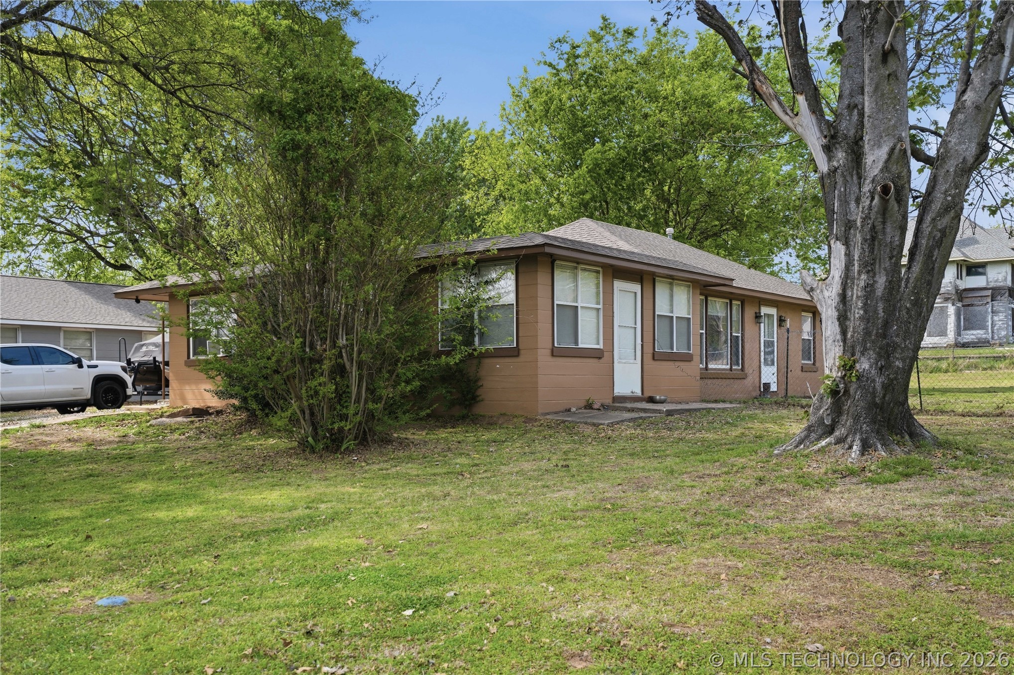 701 Garrison Avenue Fort Gibson OK 74434