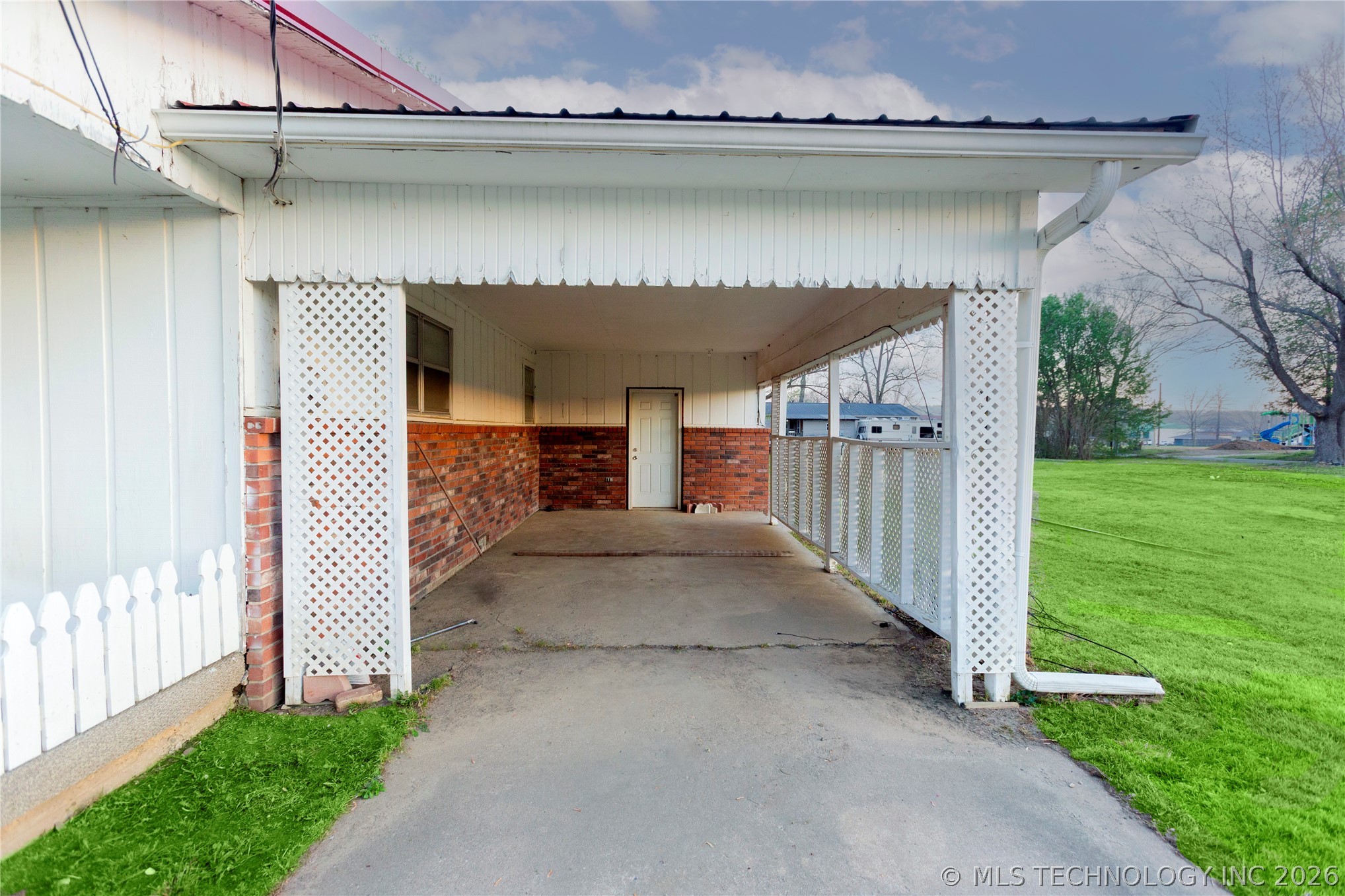 707 N 2nd Street Quinton OK 74561