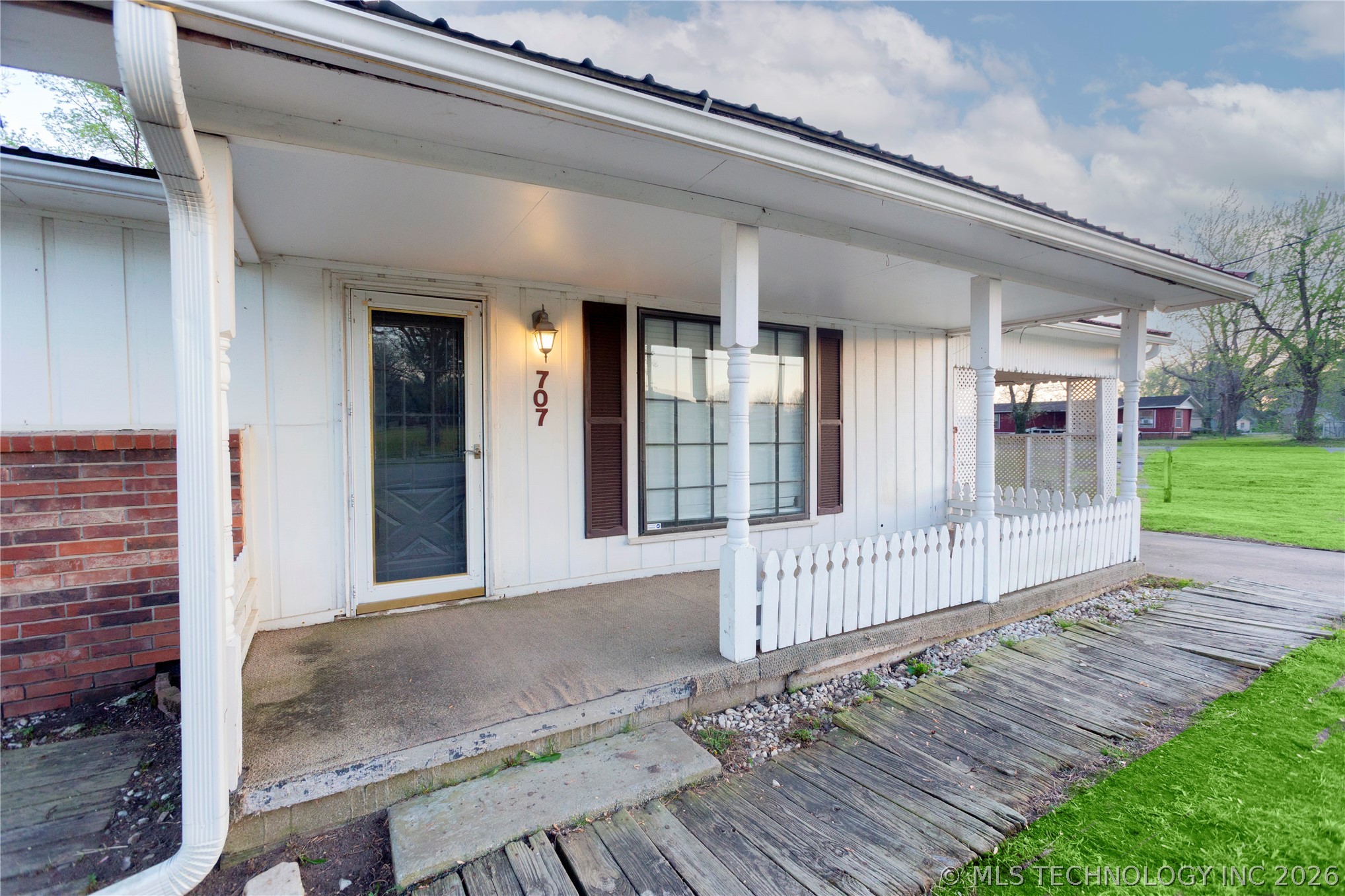 707 N 2nd Street Quinton OK 74561