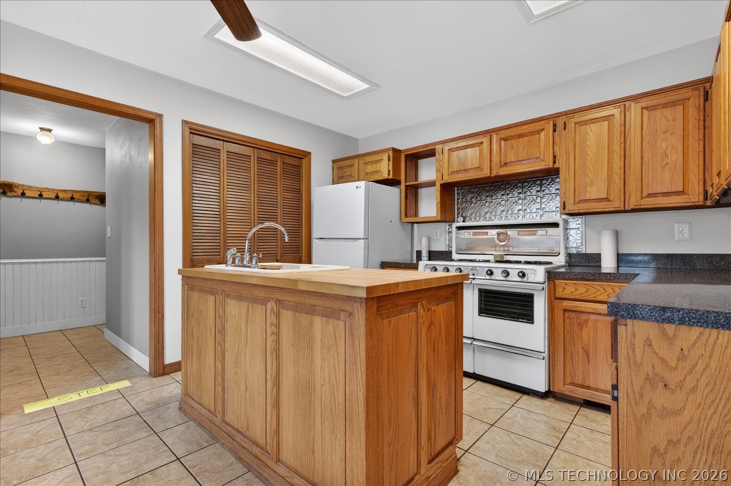1513 Leahy Avenue Pawhuska OK 74056