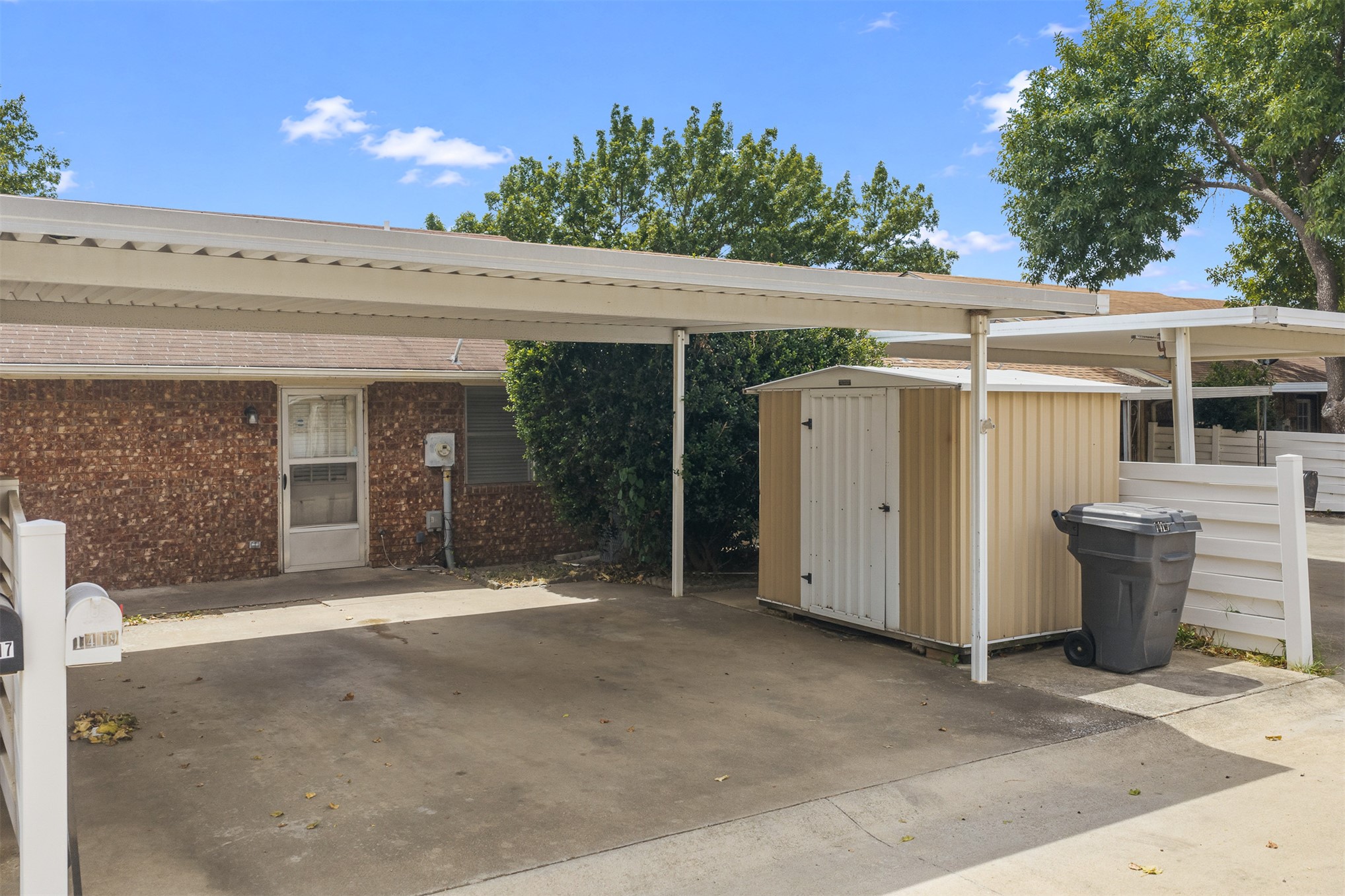 1419 N Stoneridge Manor Ardmore OK 73401