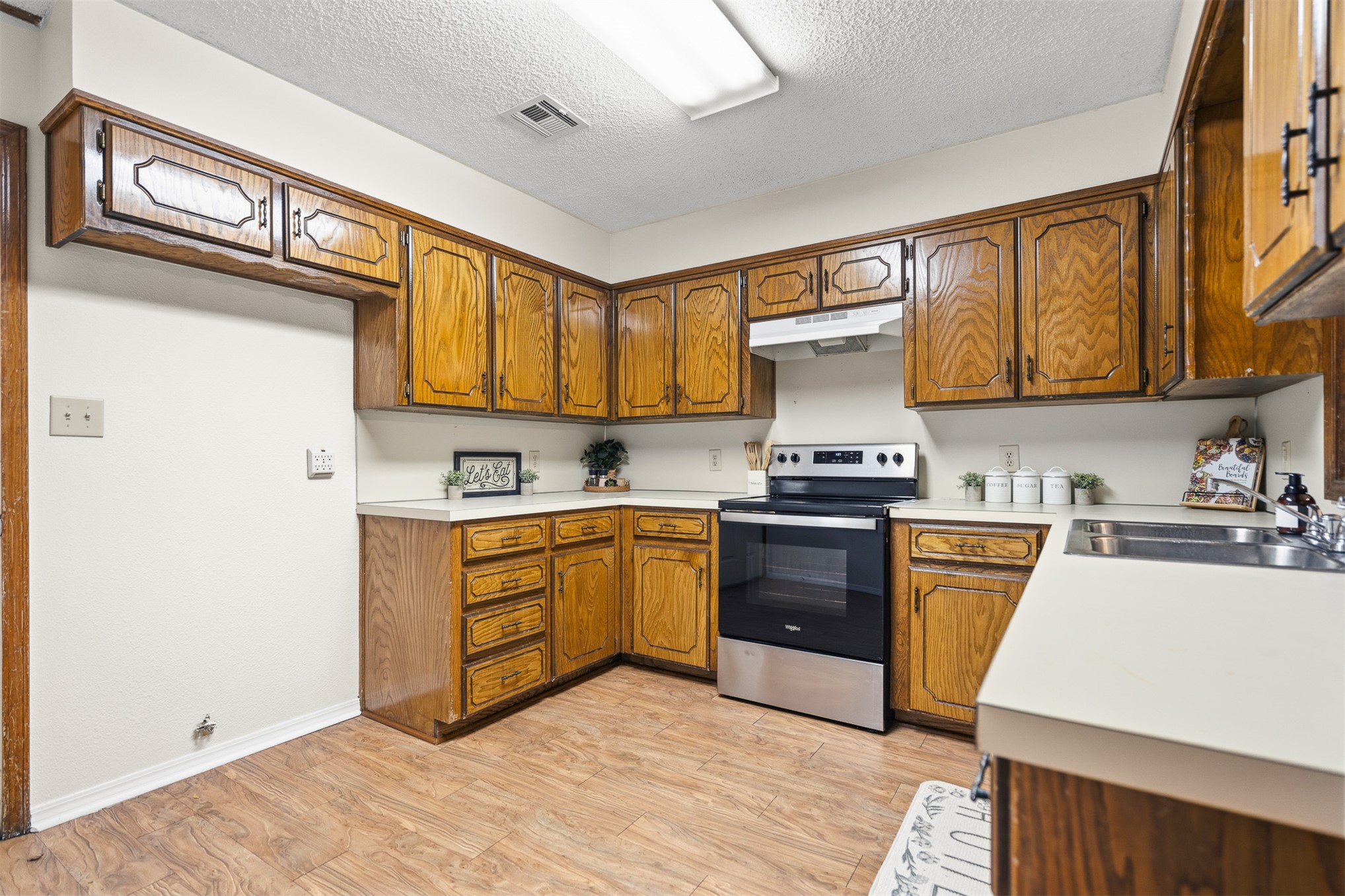 1419 N Stoneridge Manor Ardmore OK 73401