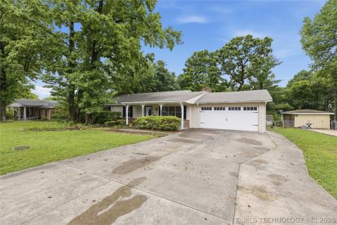 806 Janet Street Tahlequah OK 74464