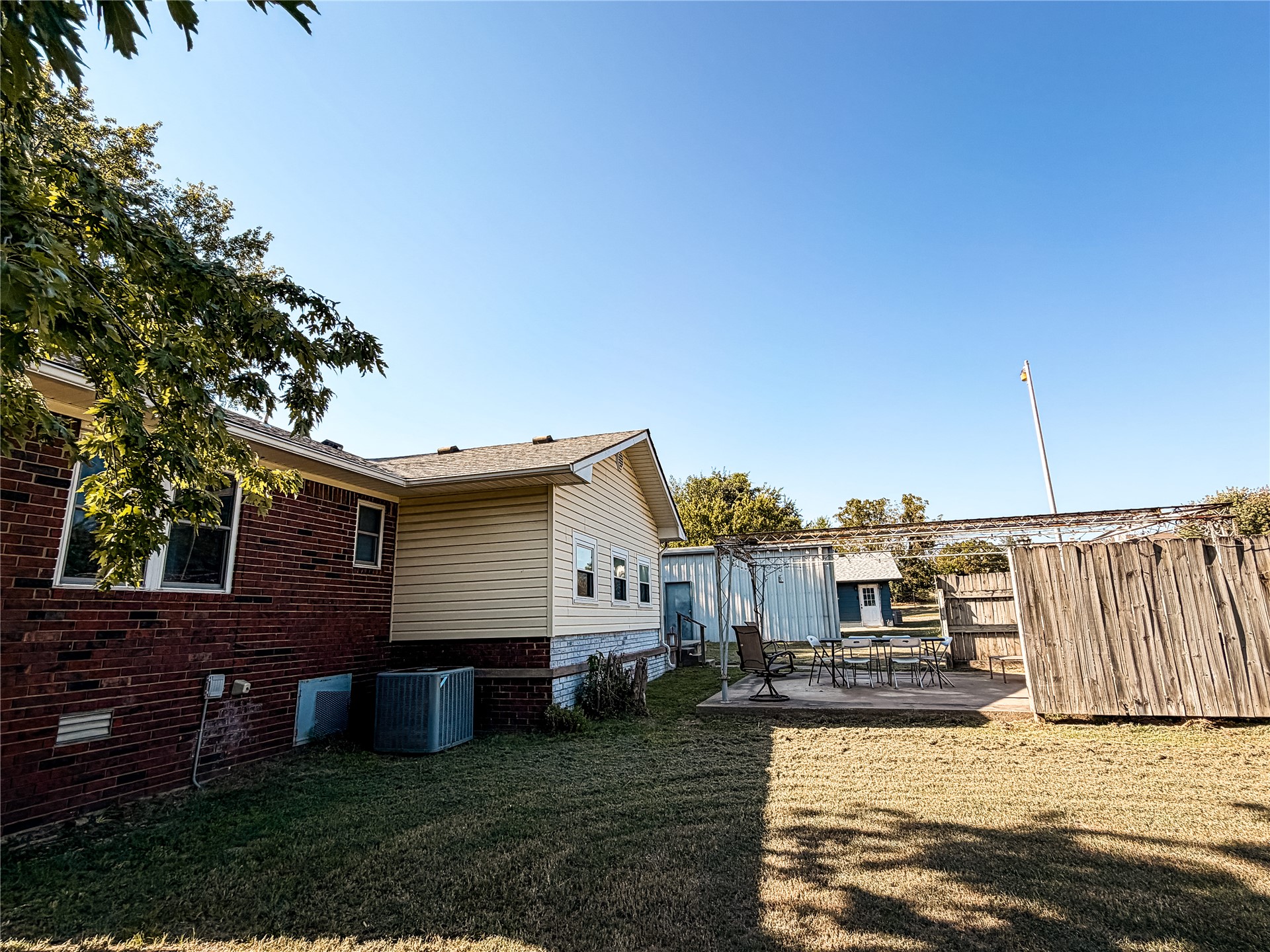 208 S Willey Street Fort Gibson OK 74434