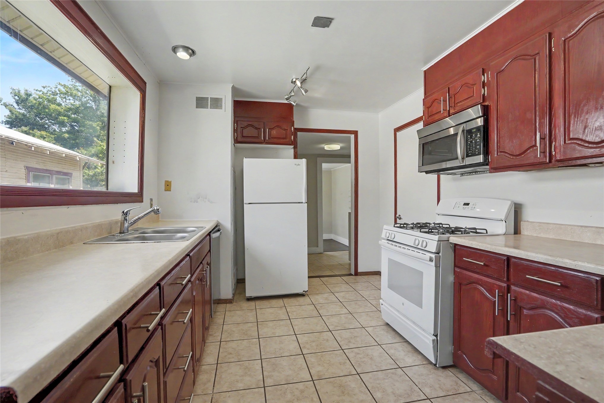 331 Xanthus Avenue Tulsa OK 74104