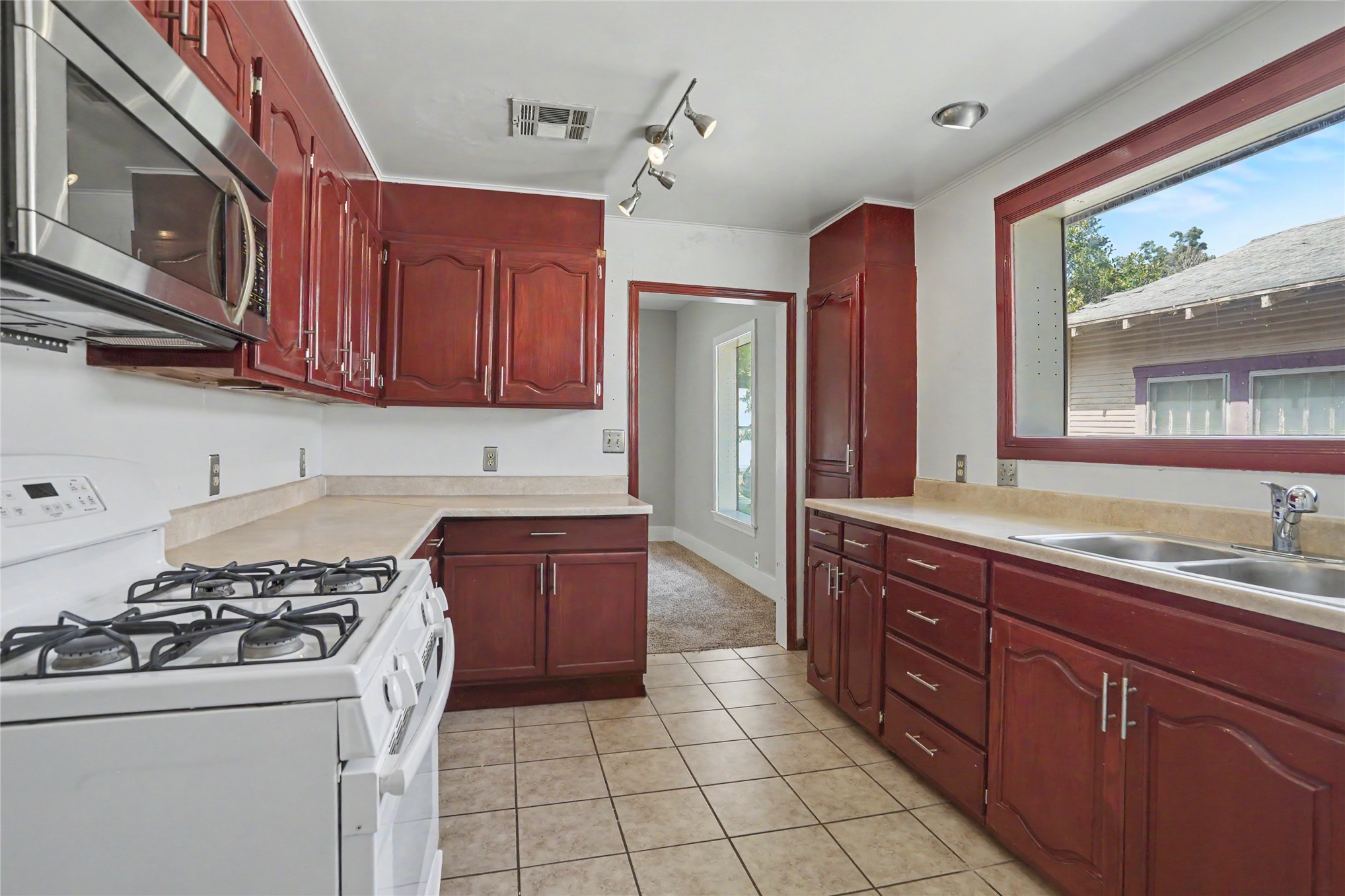 331 Xanthus Avenue Tulsa OK 74104