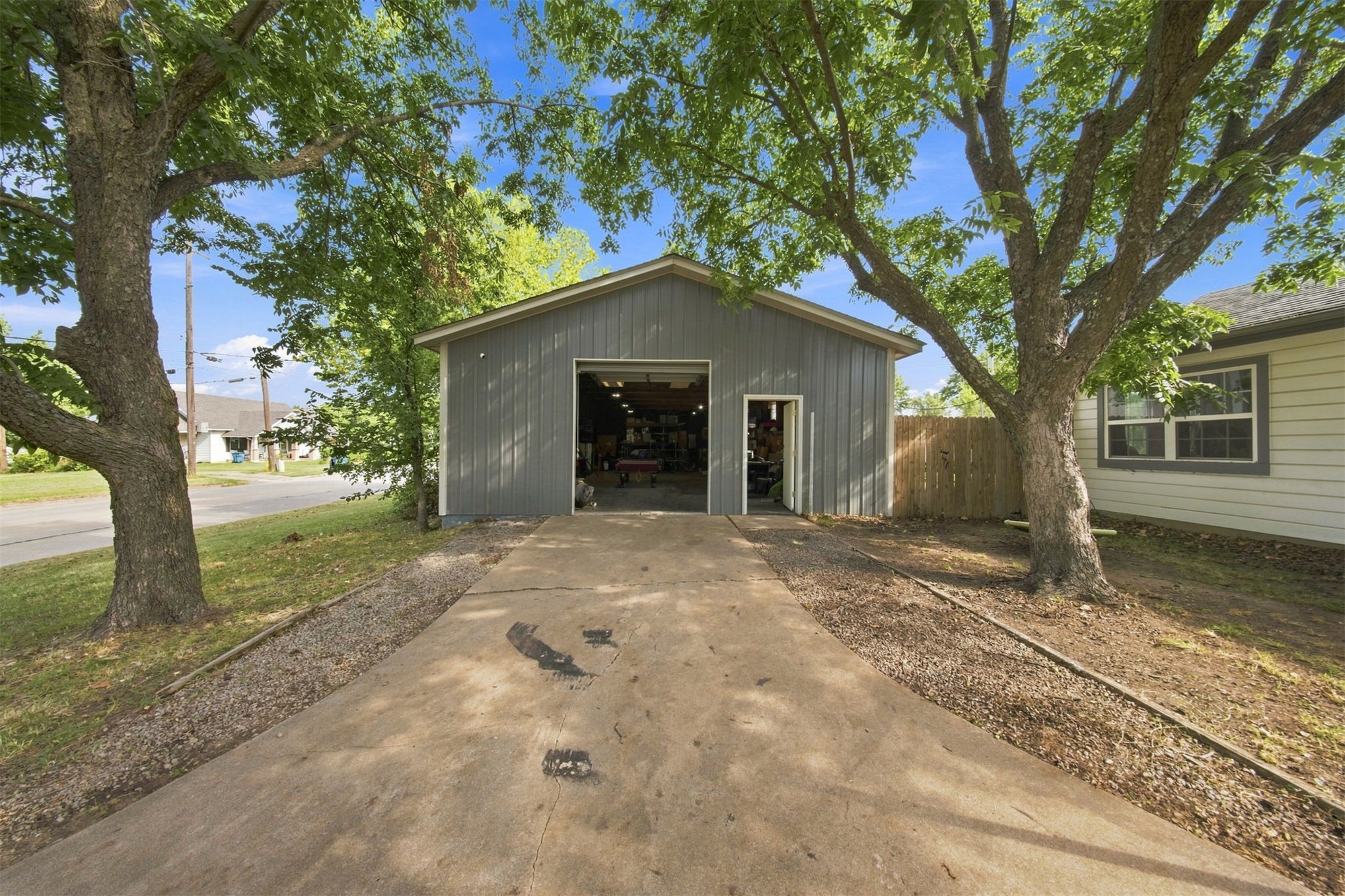 1408 E Cherry Street E Cushing OK 74023