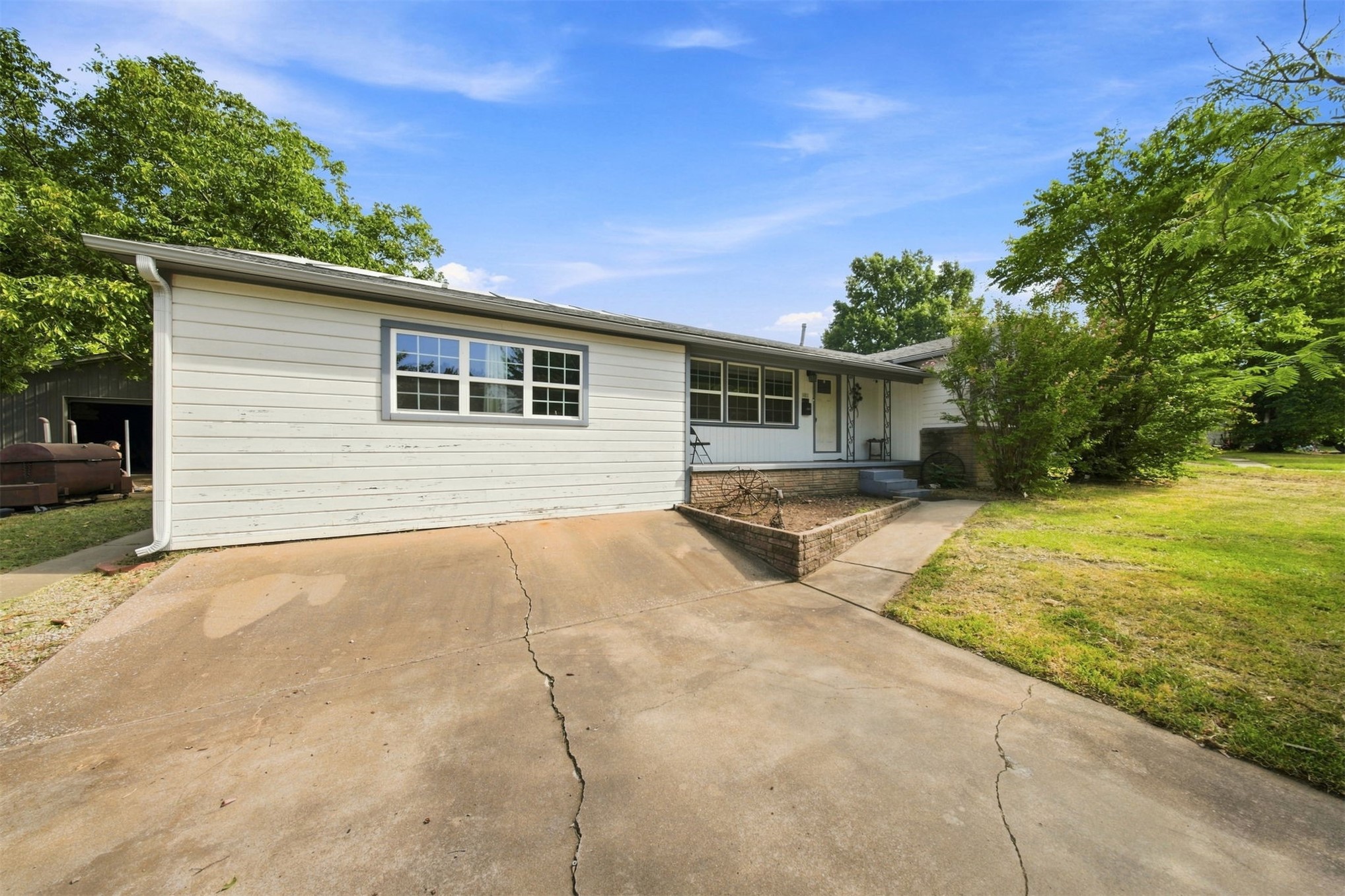 1408 E Cherry Street E Cushing OK 74023
