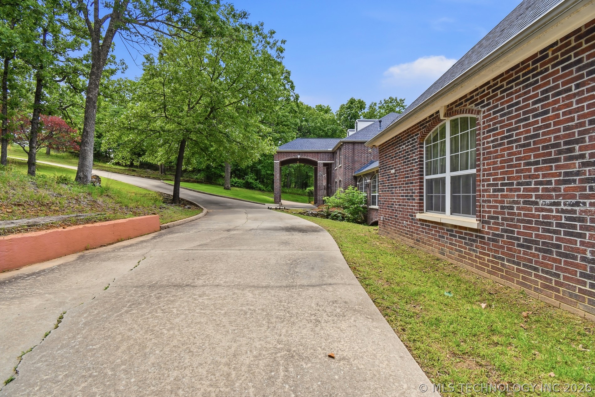 1402 N Birch Avenue Sand Springs OK 74063