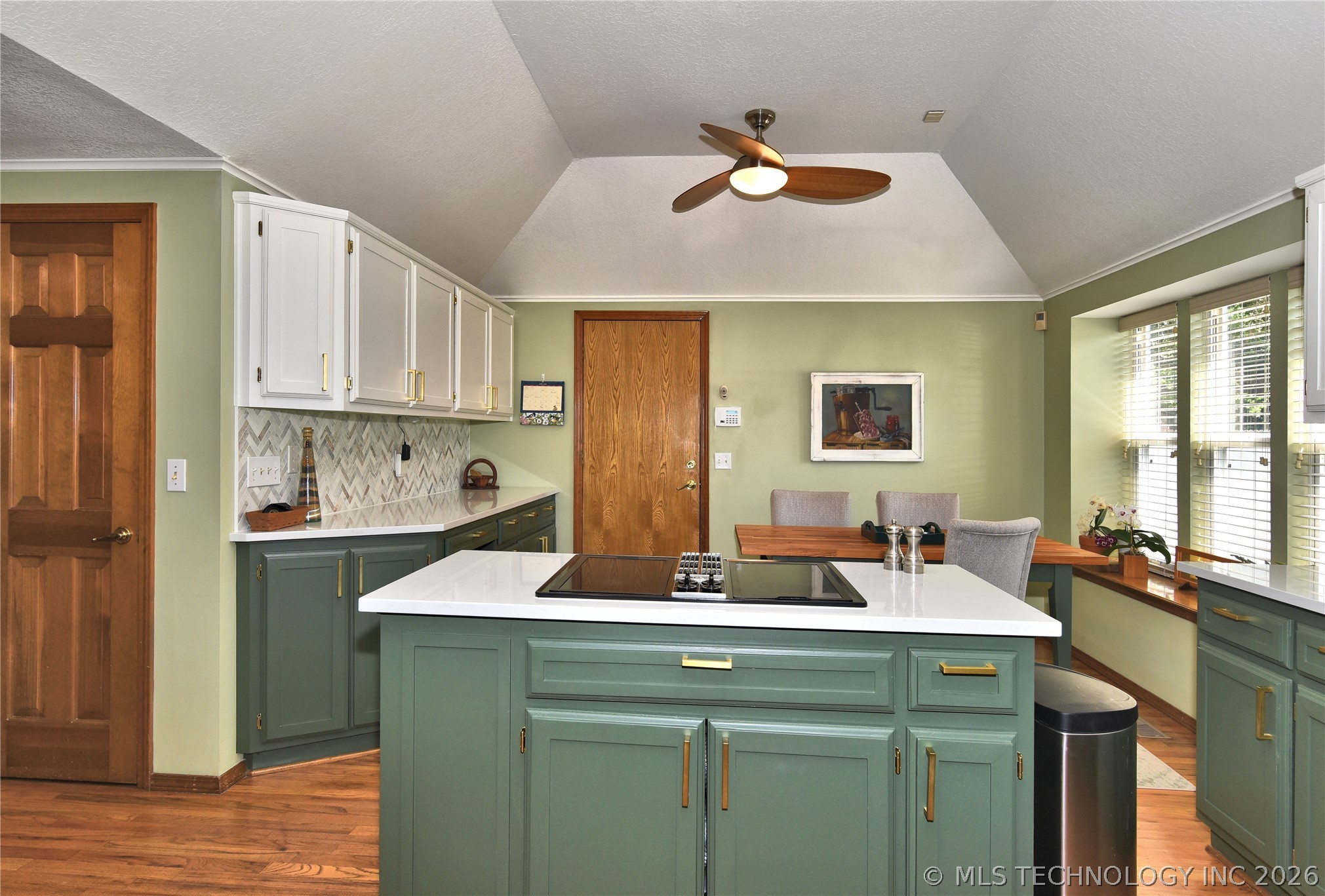 8704 S Delaware Place Tulsa OK 74137